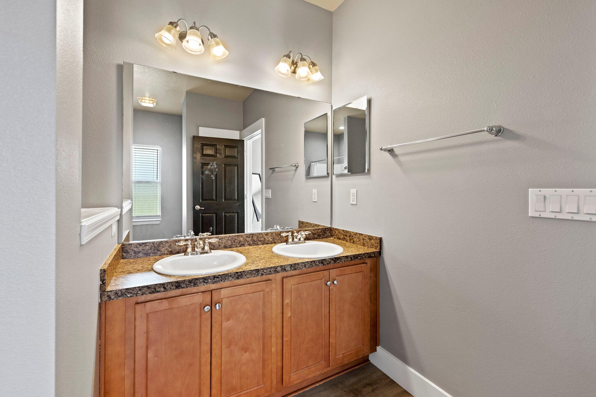 CARNEGIE HILLS - Residential