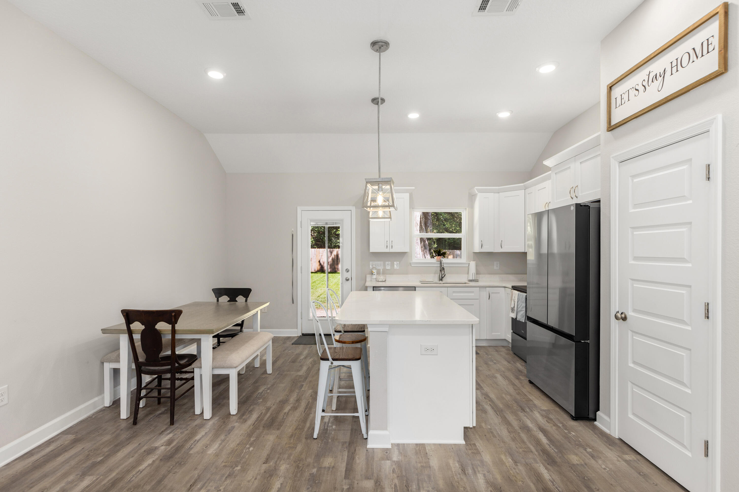 QUIET OAKS S/D - Residential
