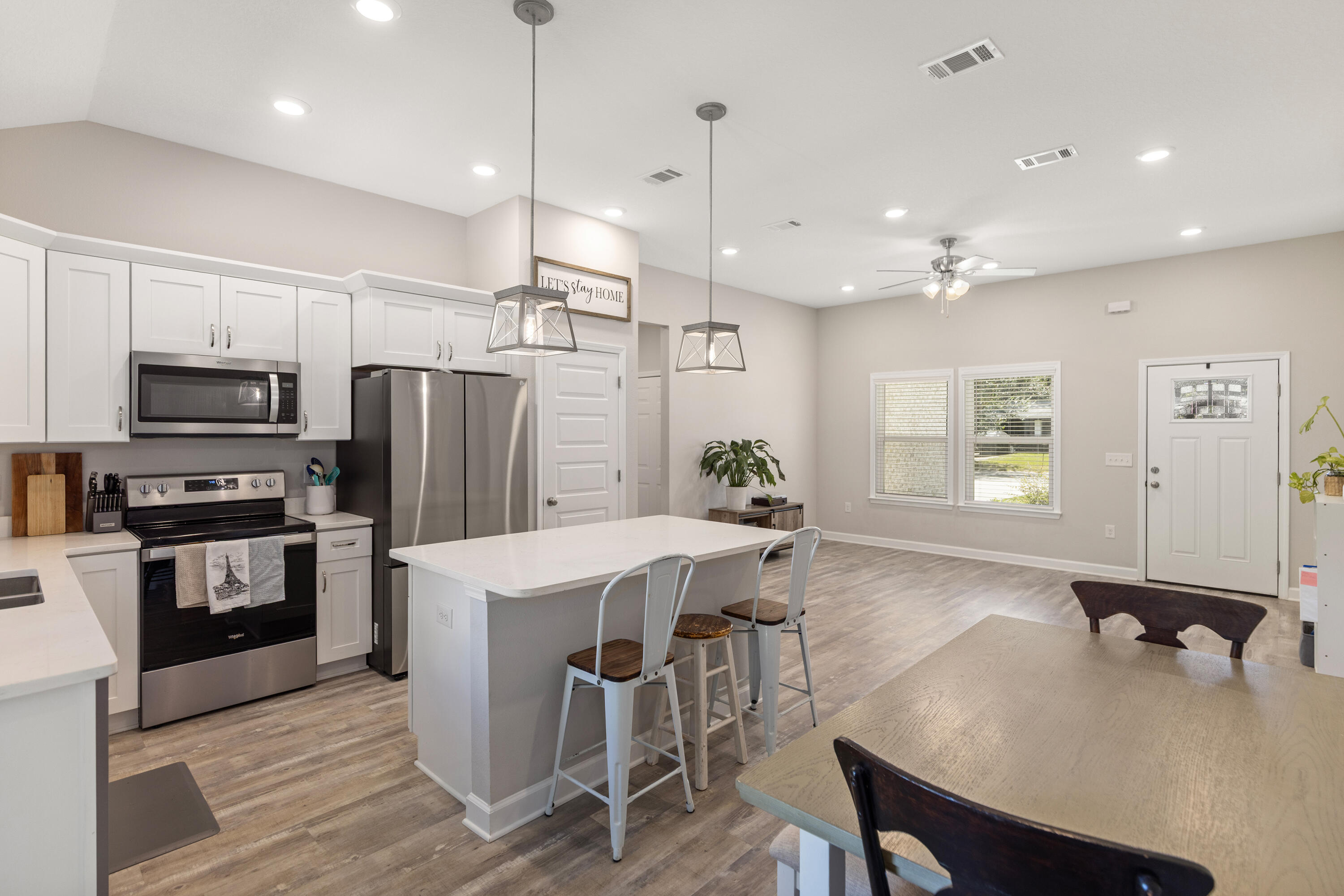 QUIET OAKS S/D - Residential