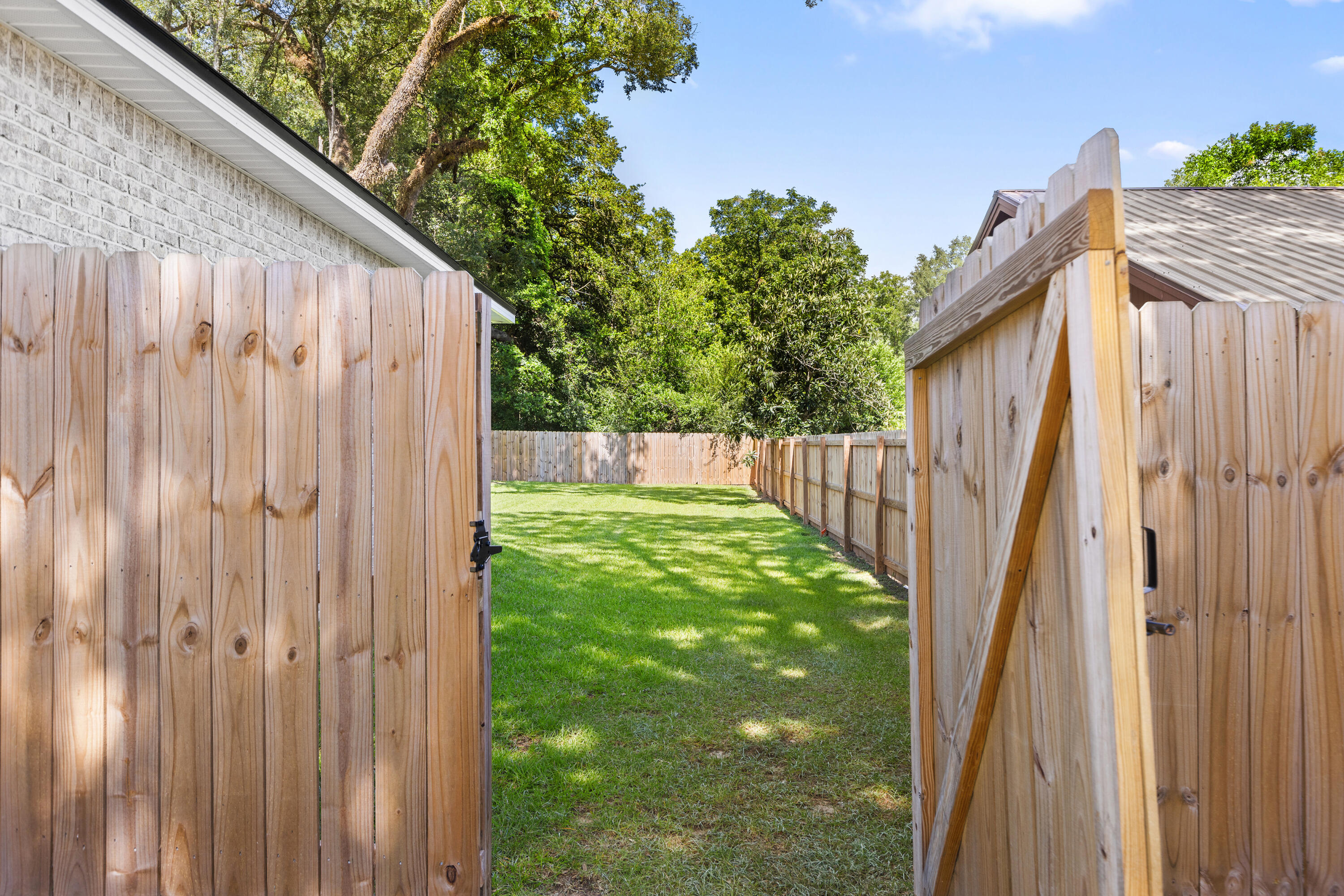 QUIET OAKS S/D - Residential