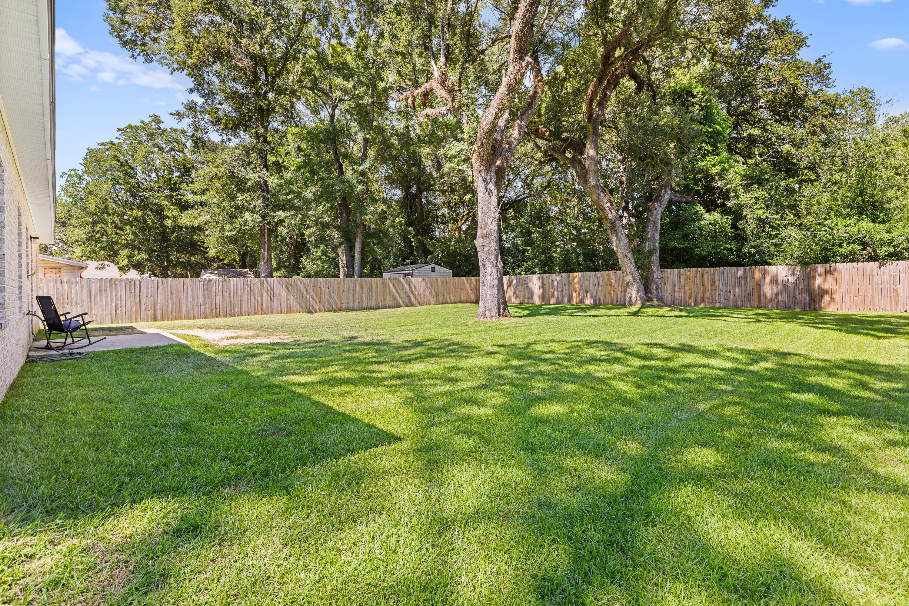 QUIET OAKS S/D - Residential