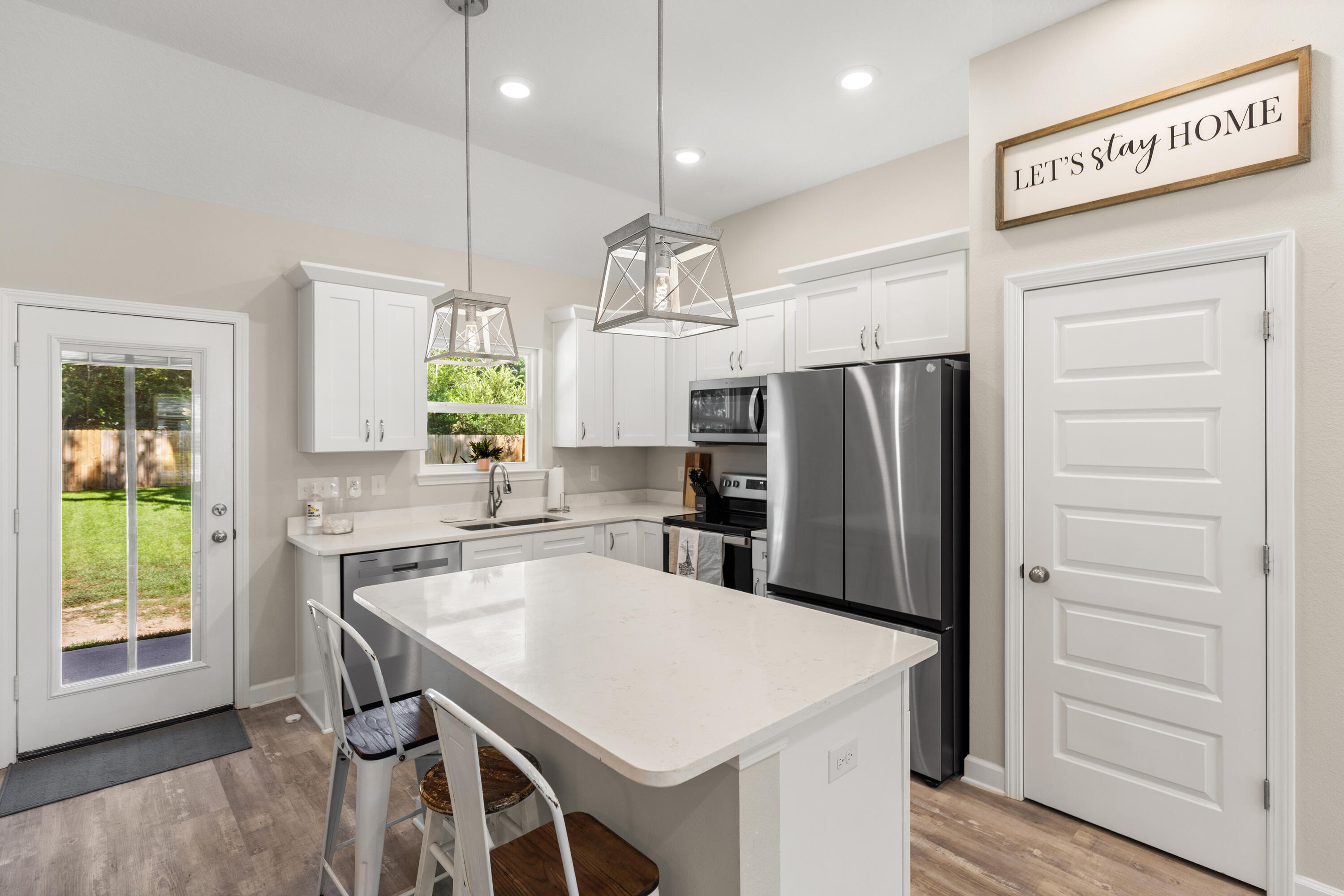 QUIET OAKS S/D - Residential