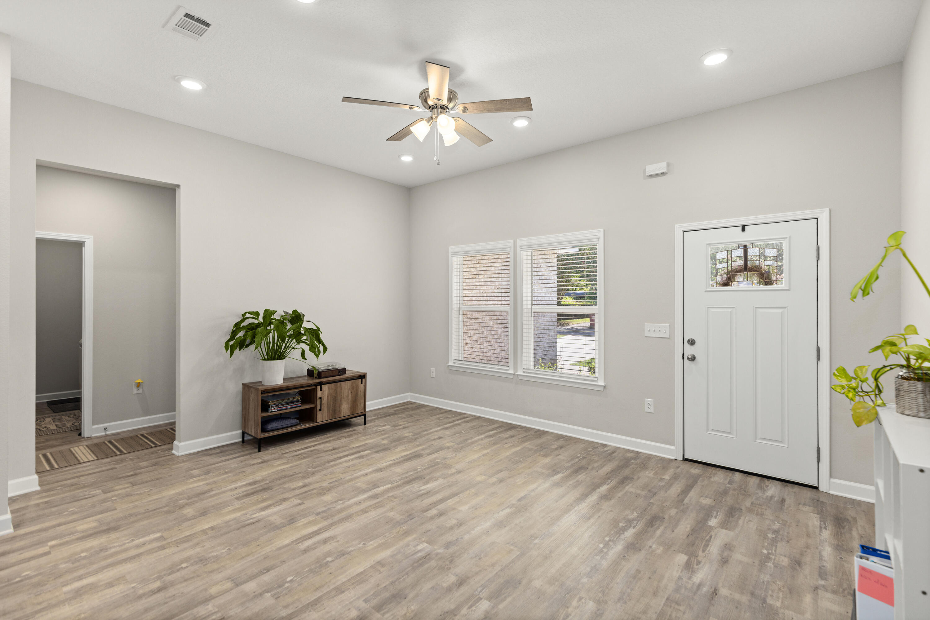 QUIET OAKS S/D - Residential