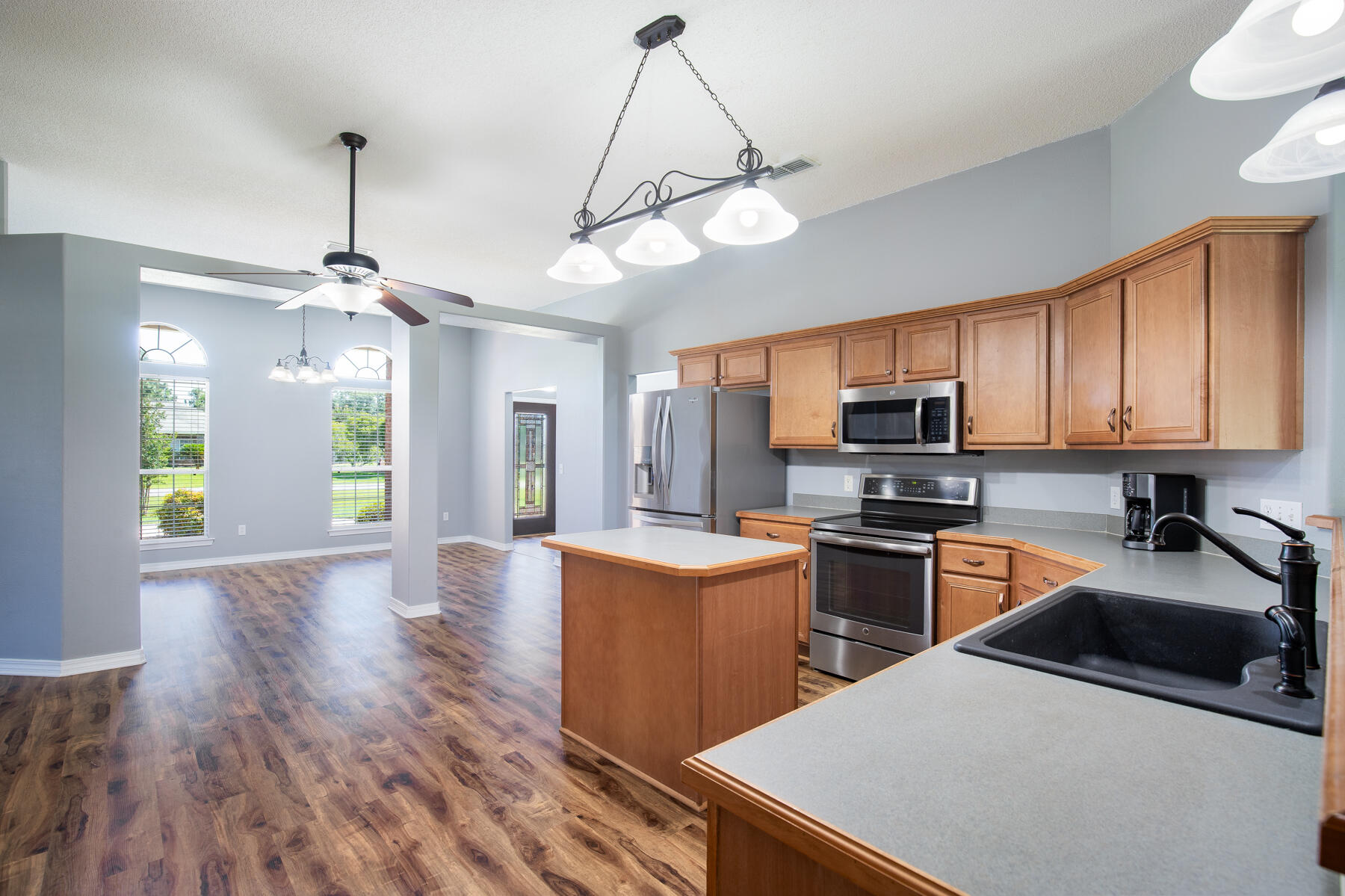 HOLLEY BY THE SEA - Residential