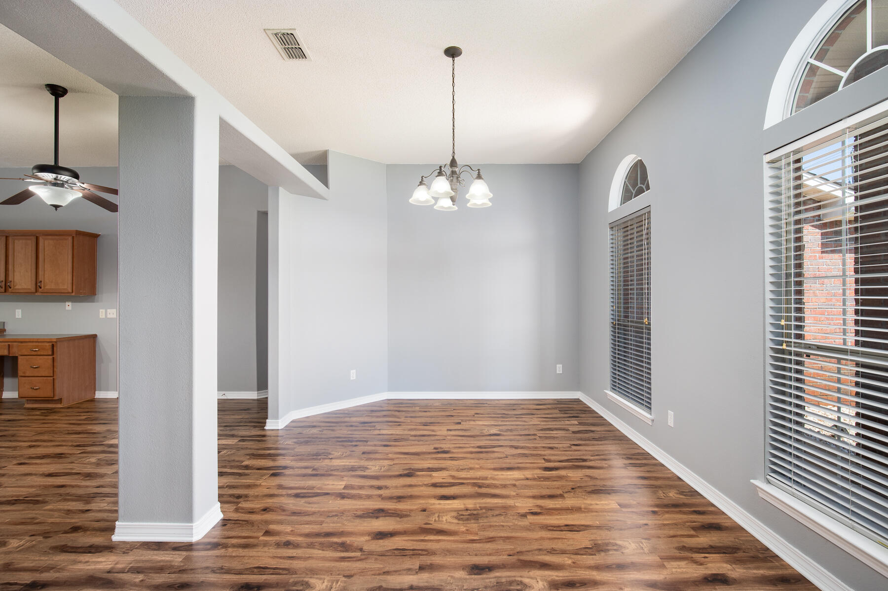 HOLLEY BY THE SEA - Residential