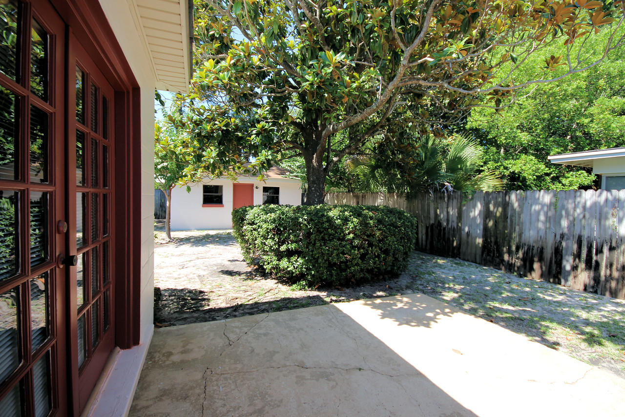 Villa Russ Park - Residential