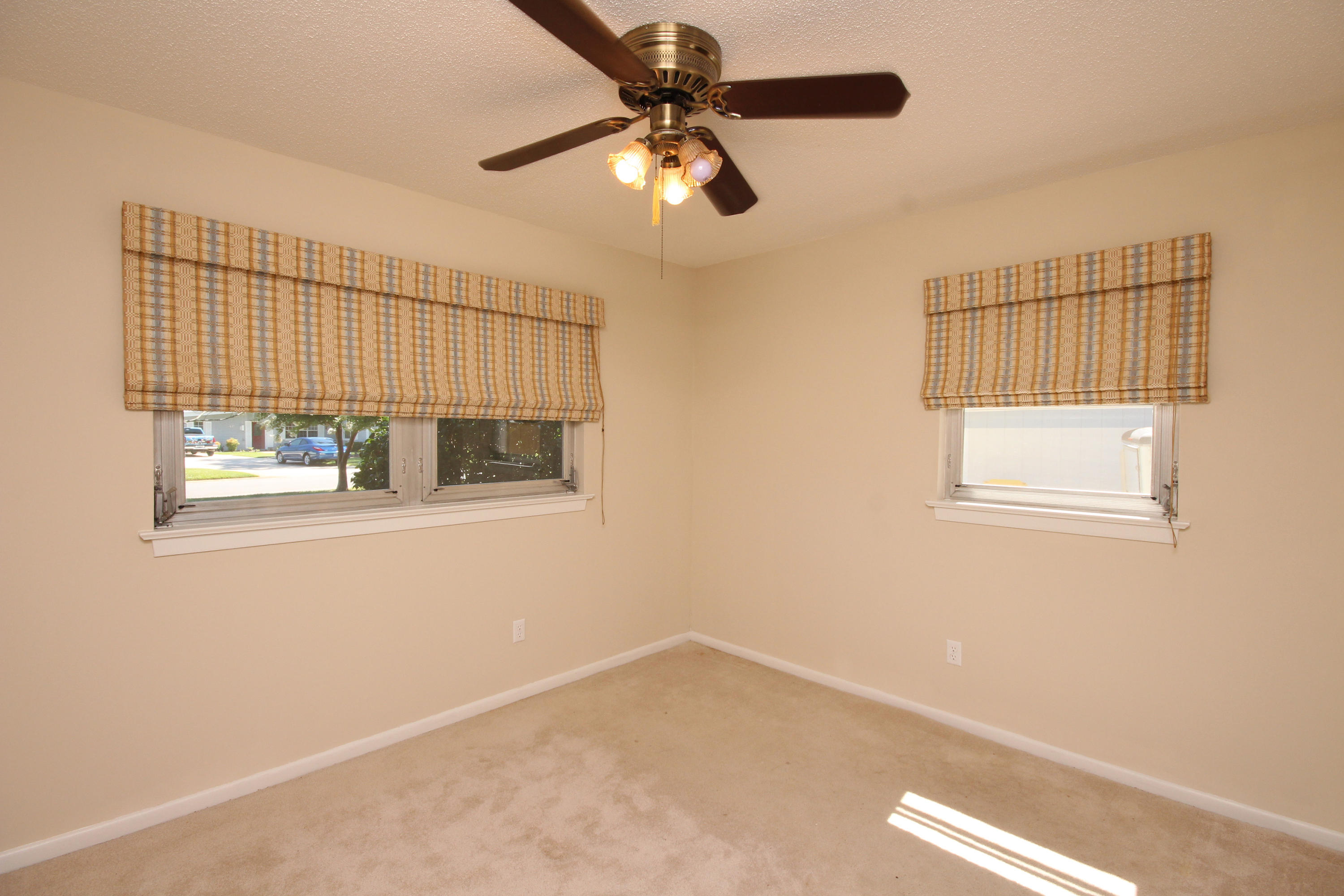 Villa Russ Park - Residential