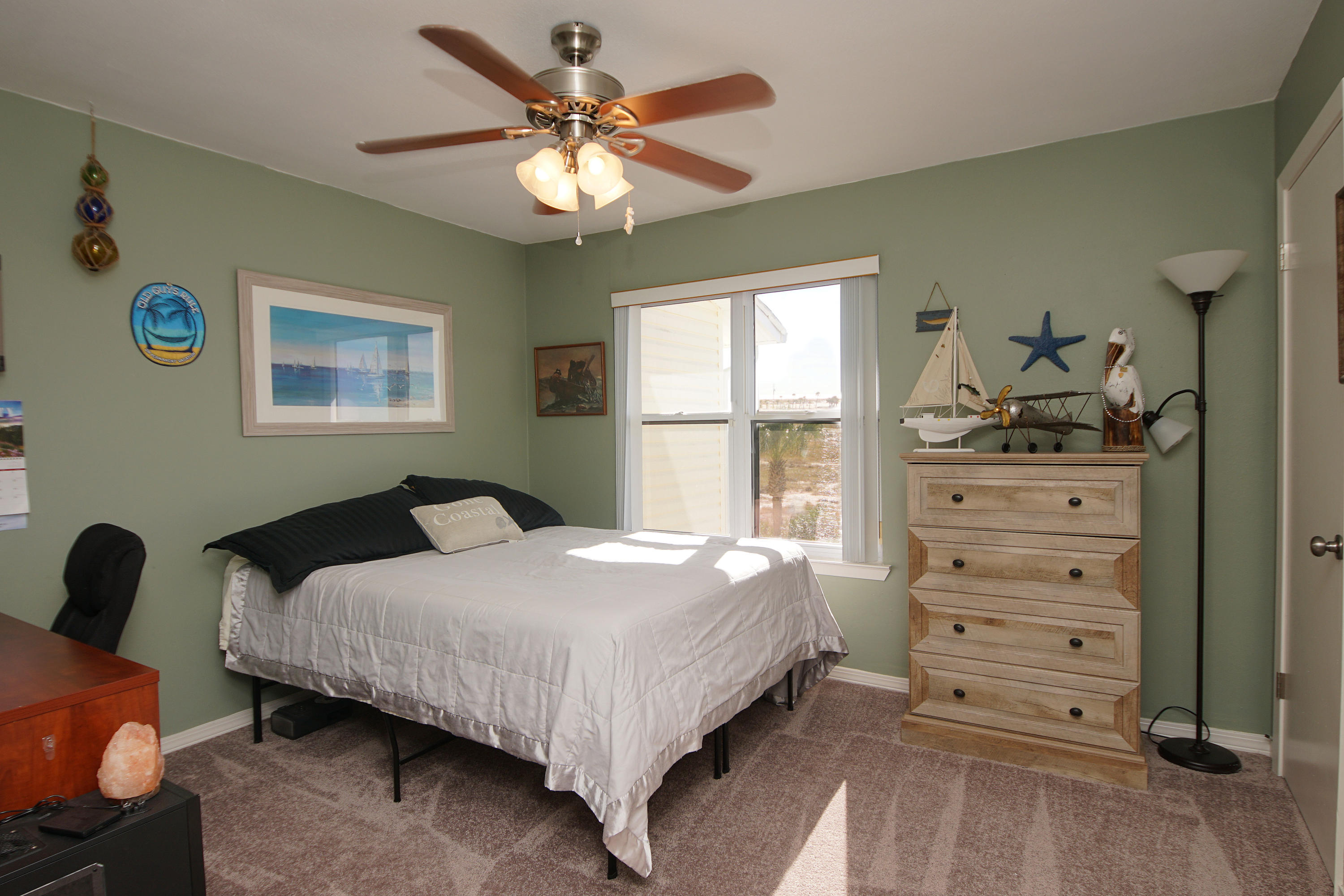 PARADISE POINT T/H - Residential