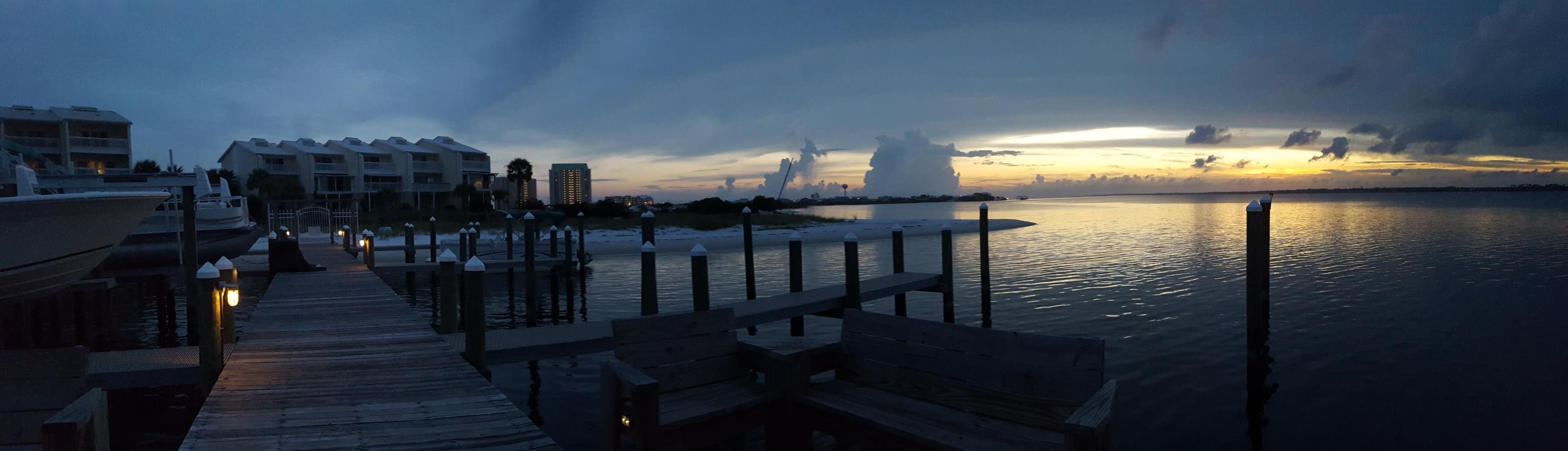 PARADISE POINT T/H - Residential