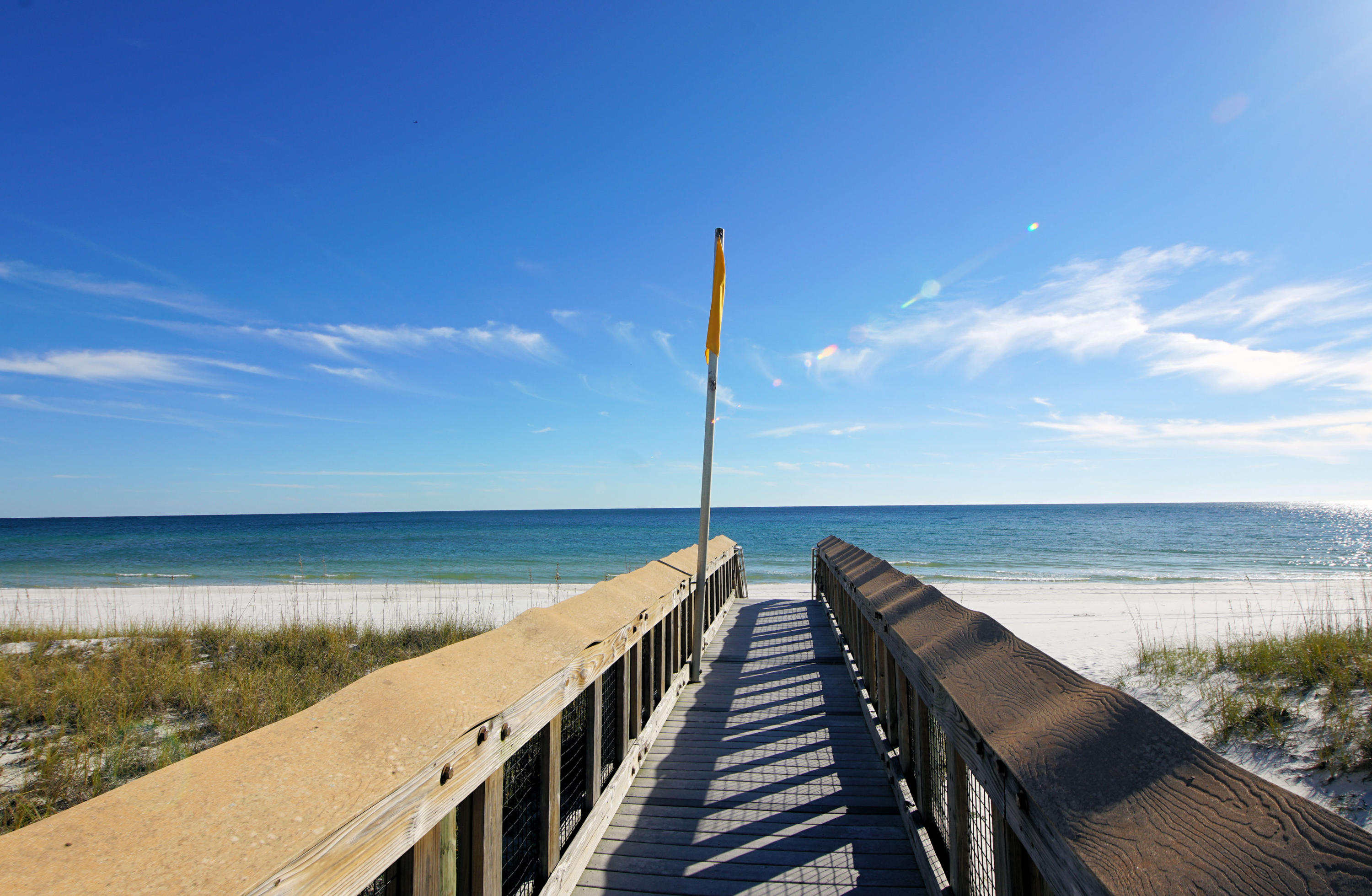 PARADISE POINT T/H - Residential