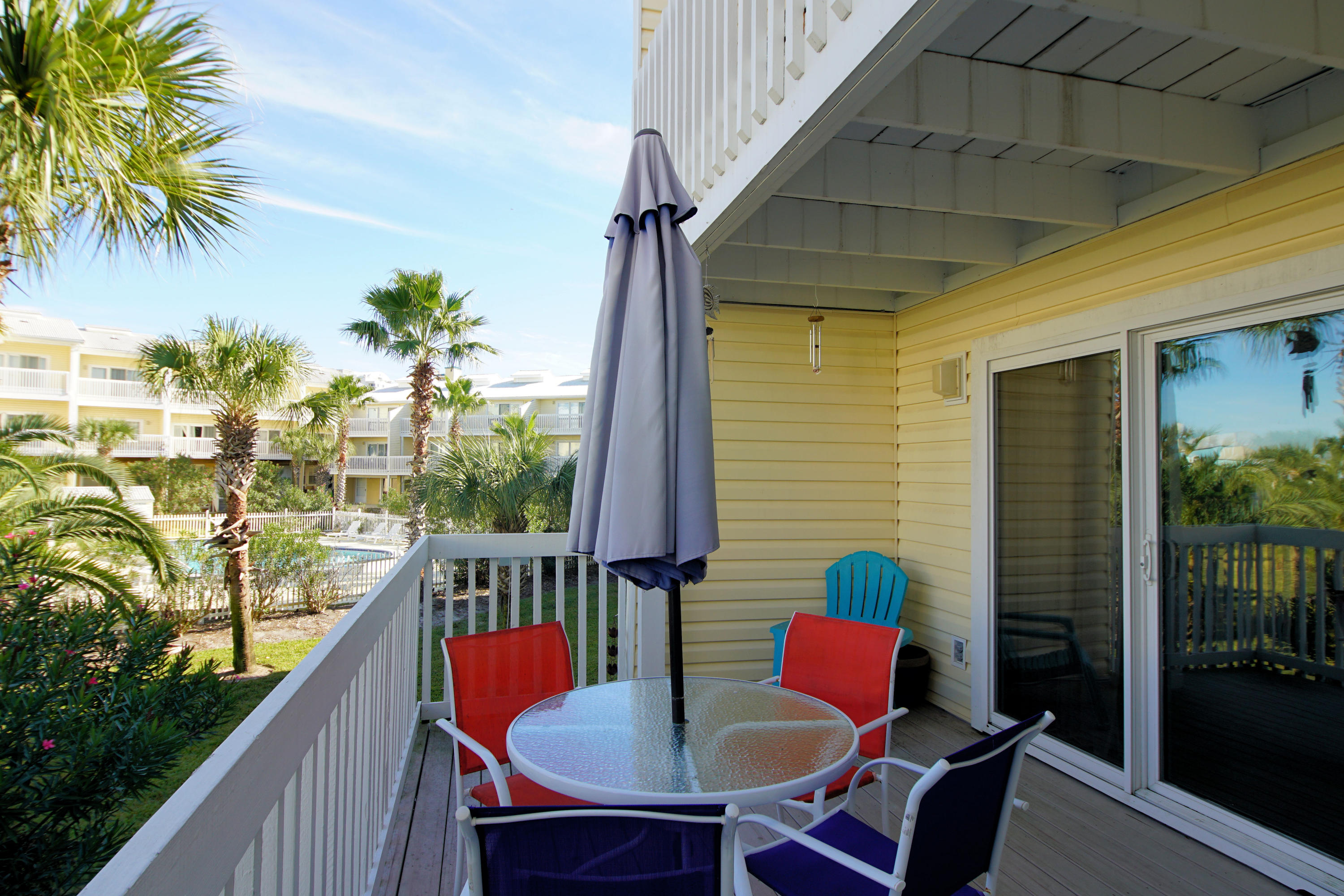 PARADISE POINT T/H - Residential