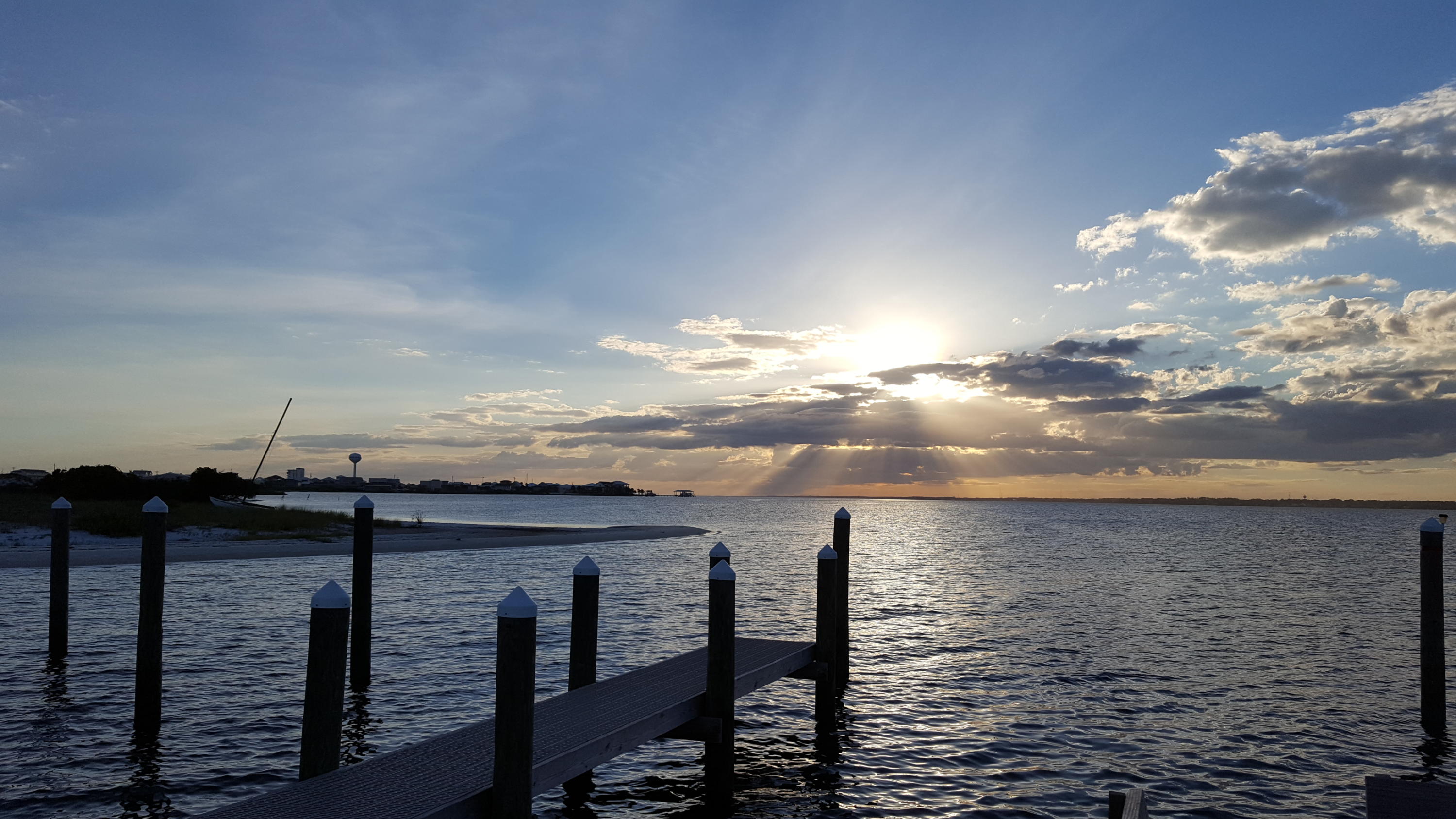 PARADISE POINT T/H - Residential