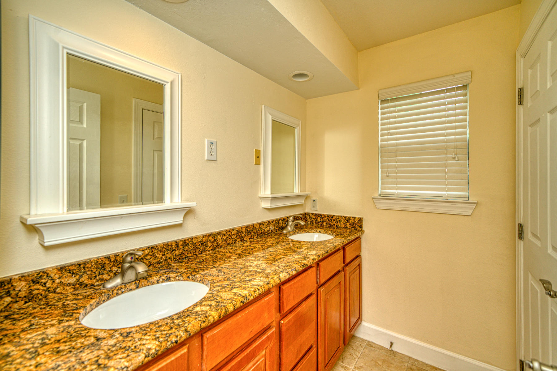 EAGLE BAY - Residential