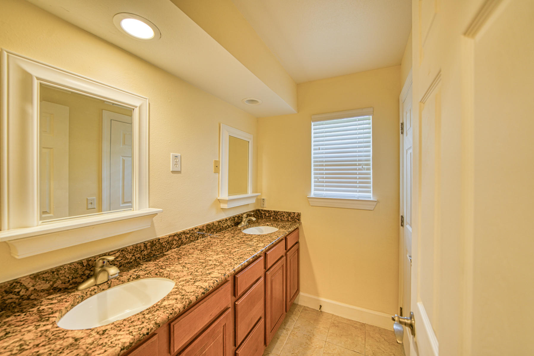 EAGLE BAY - Residential