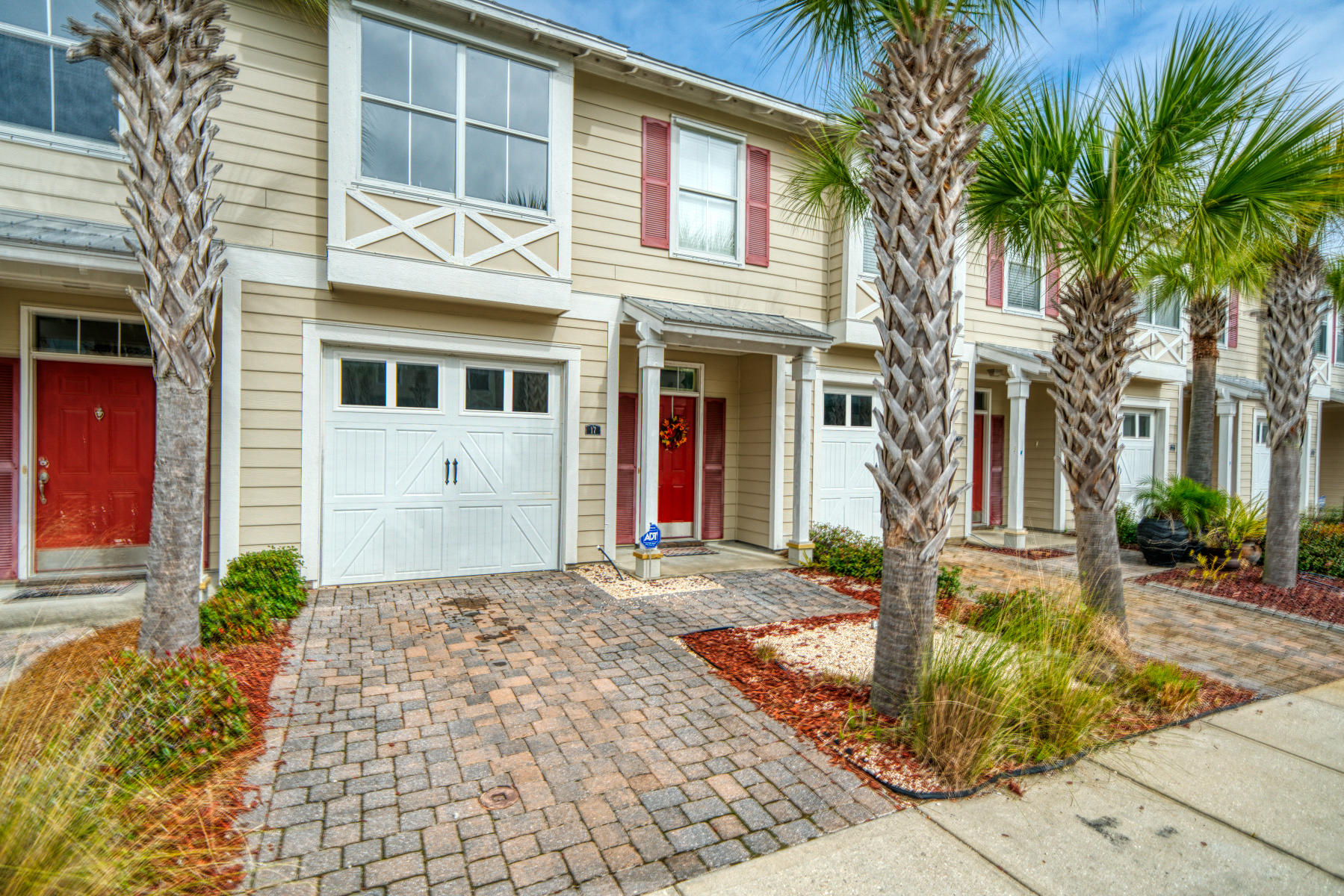 EAGLE BAY - Residential