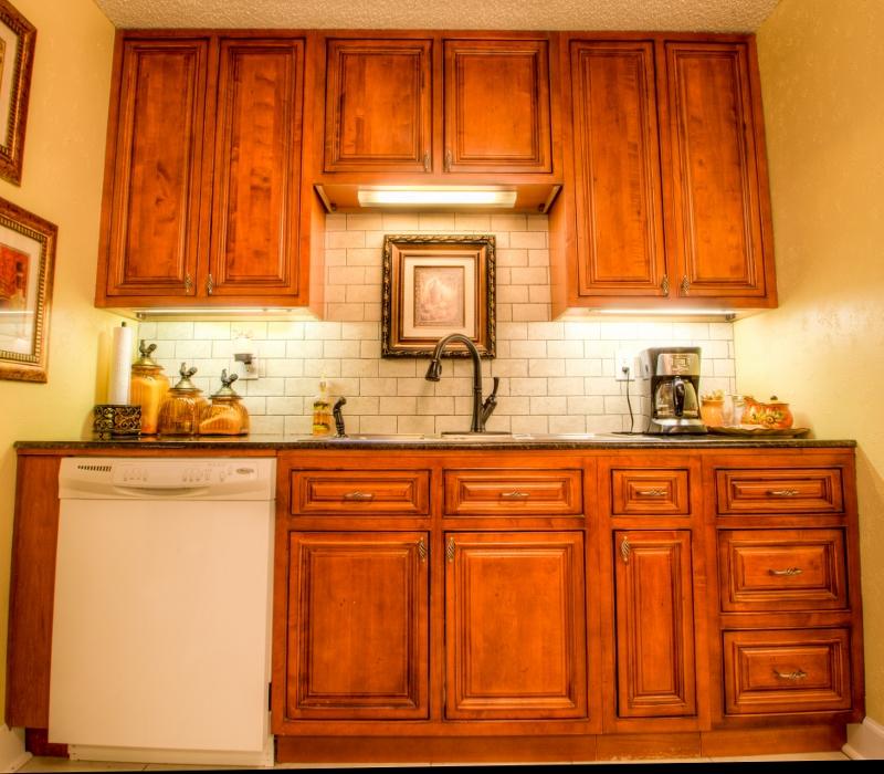 PINECREST HILLS - Residential