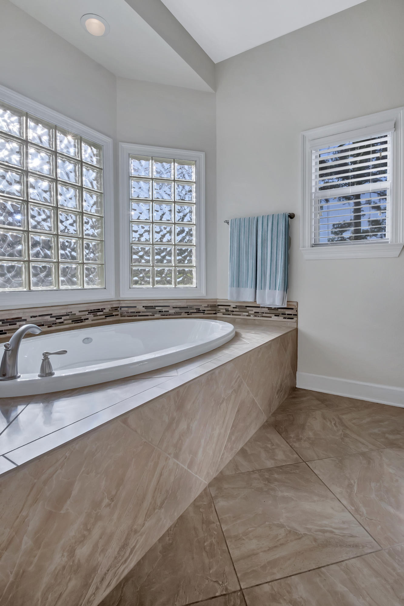 PALMETTO DUNES - Residential