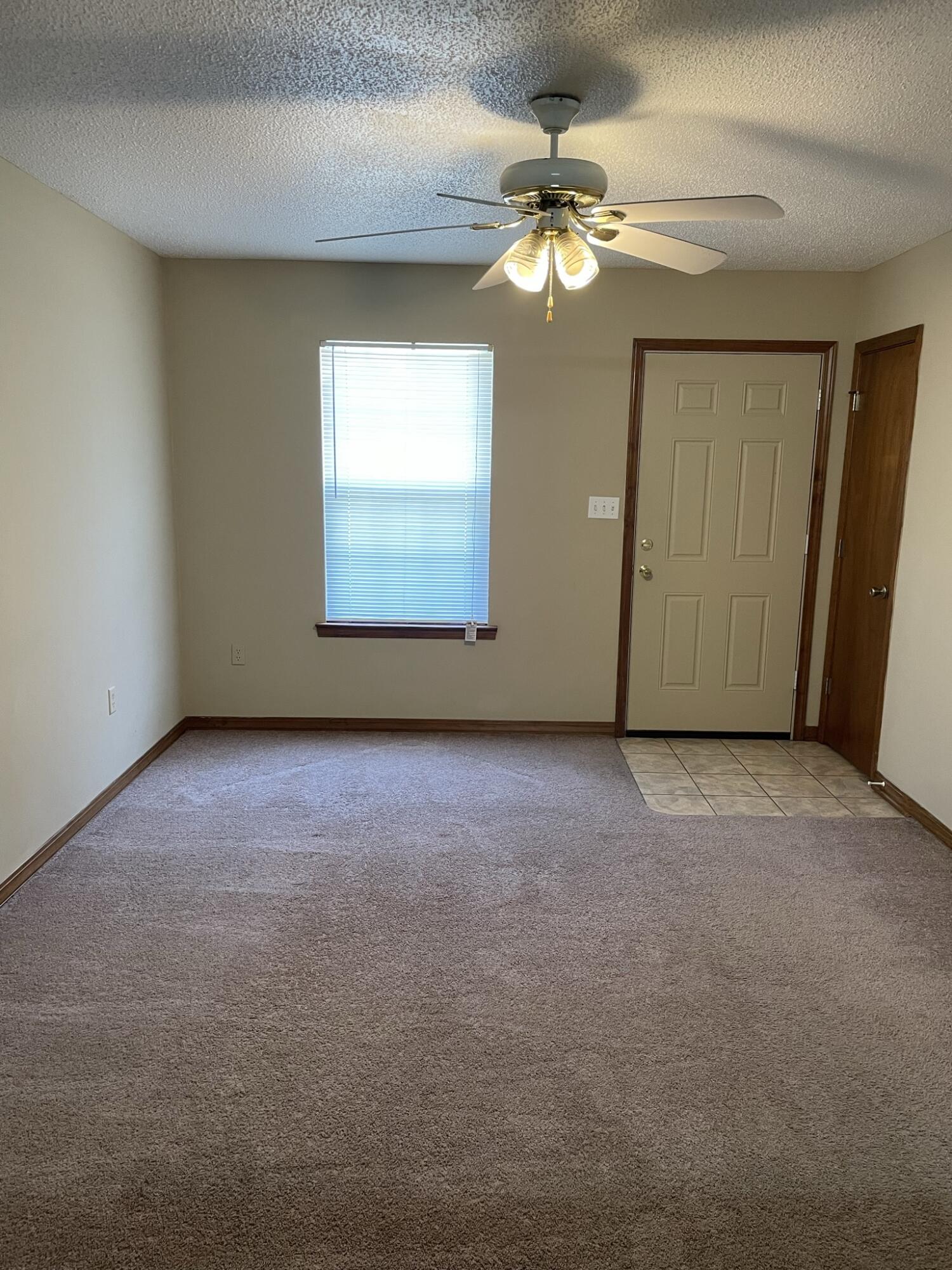 EDNEYS 2ND ADDN - Residential Lease