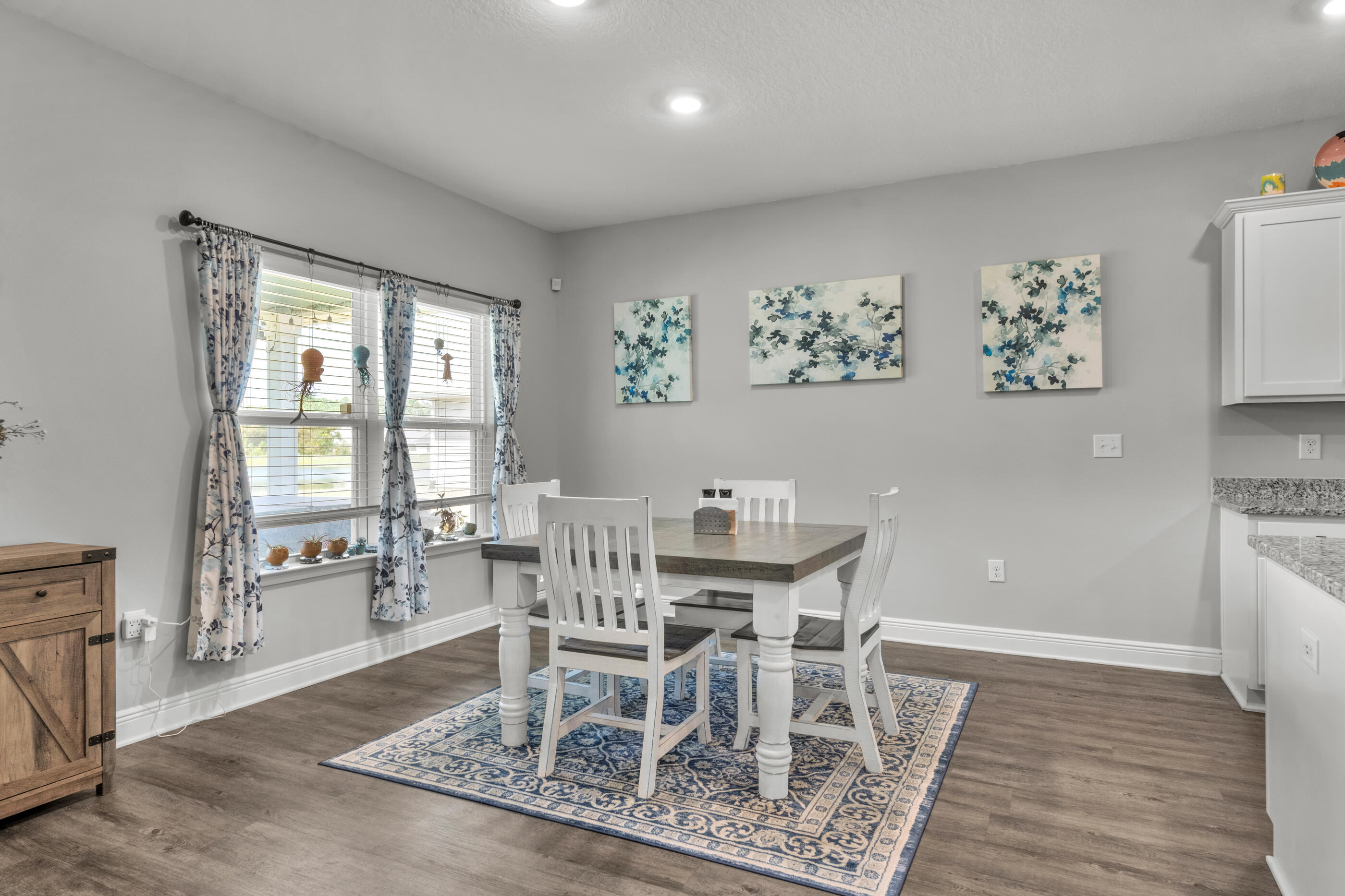 Emerald Cove Villas - Residential