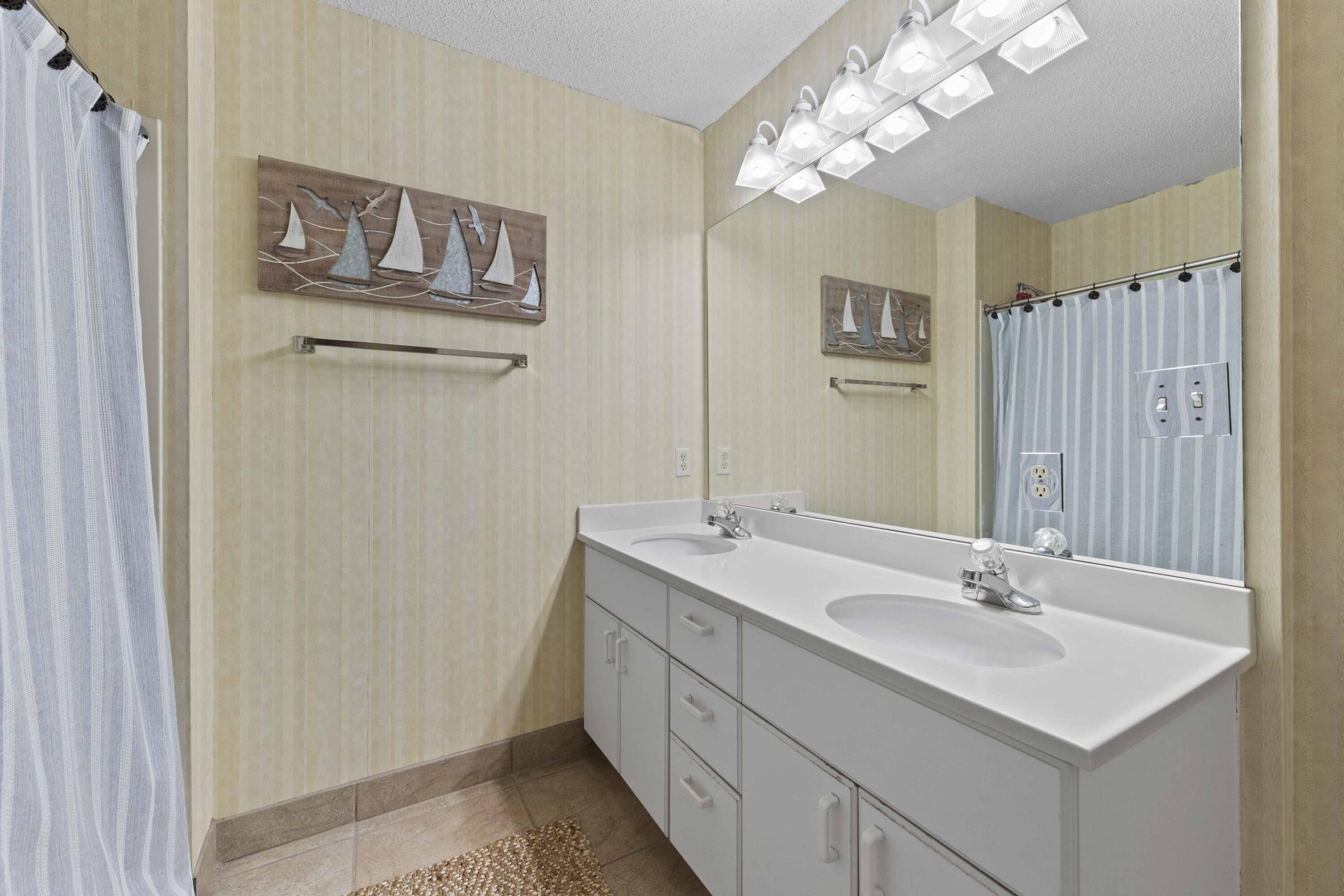 SUMMIT AT TOPS'L (THE) - Residential