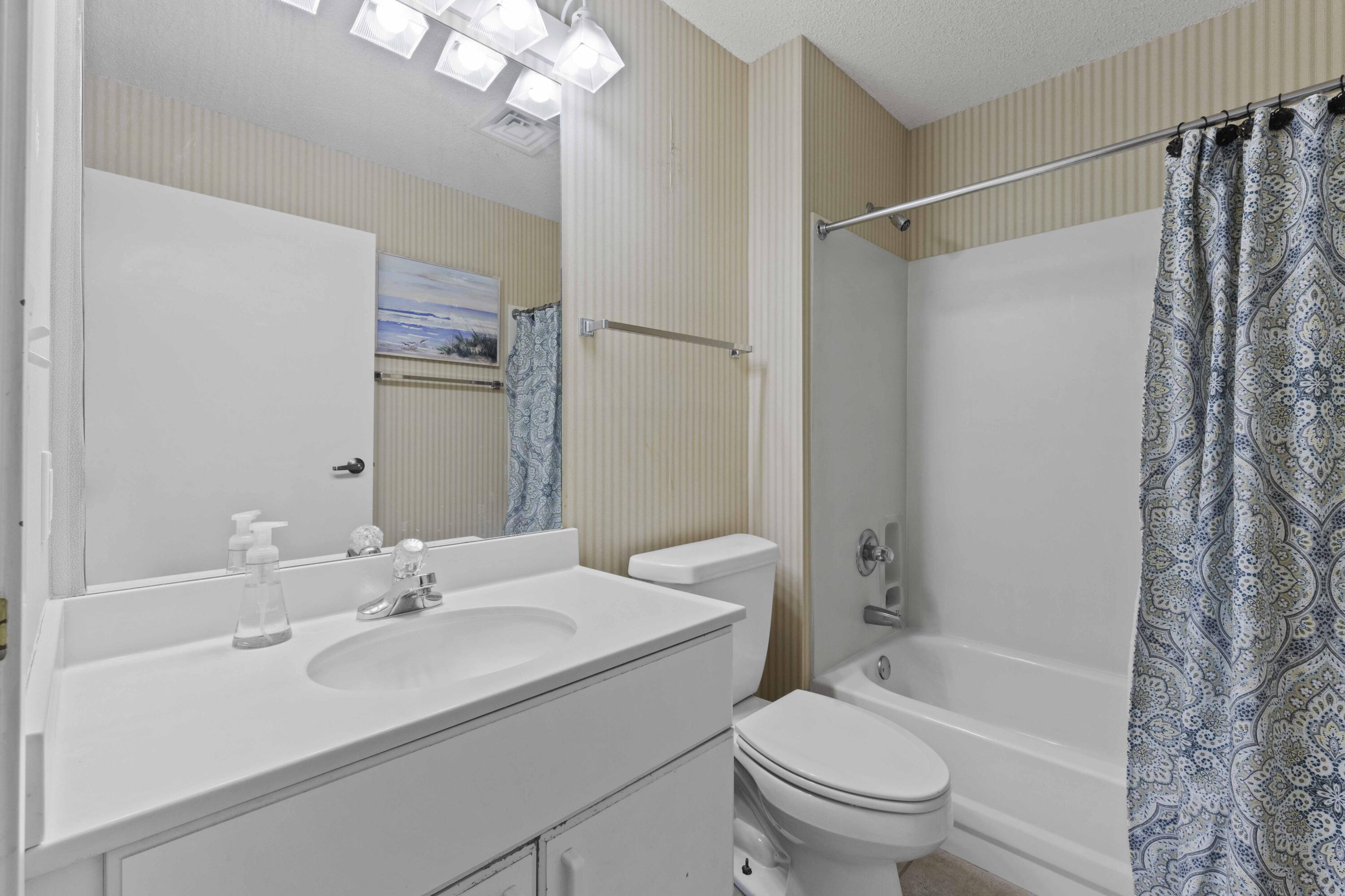 SUMMIT AT TOPS'L (THE) - Residential