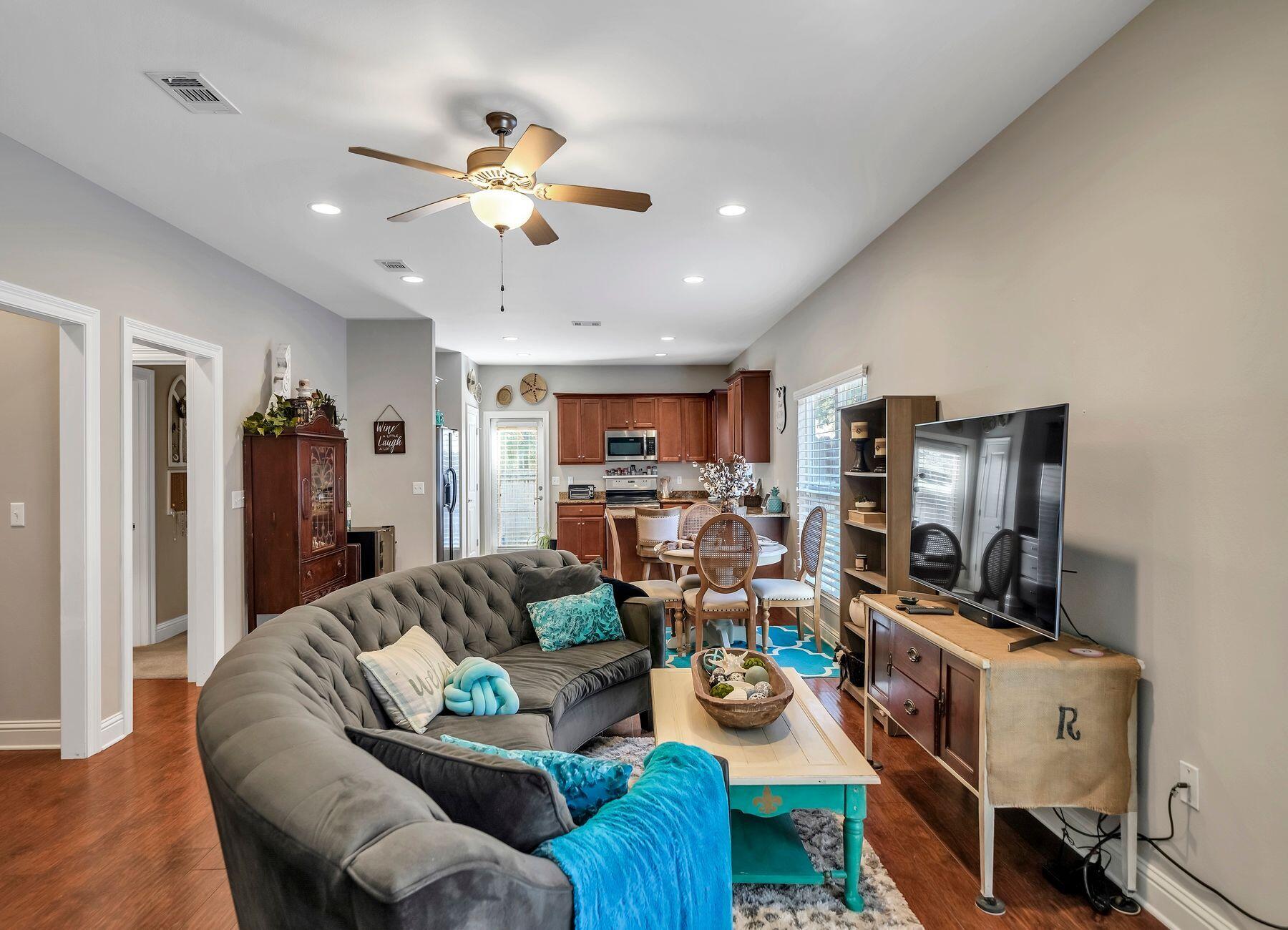 NICEVILLE - Residential