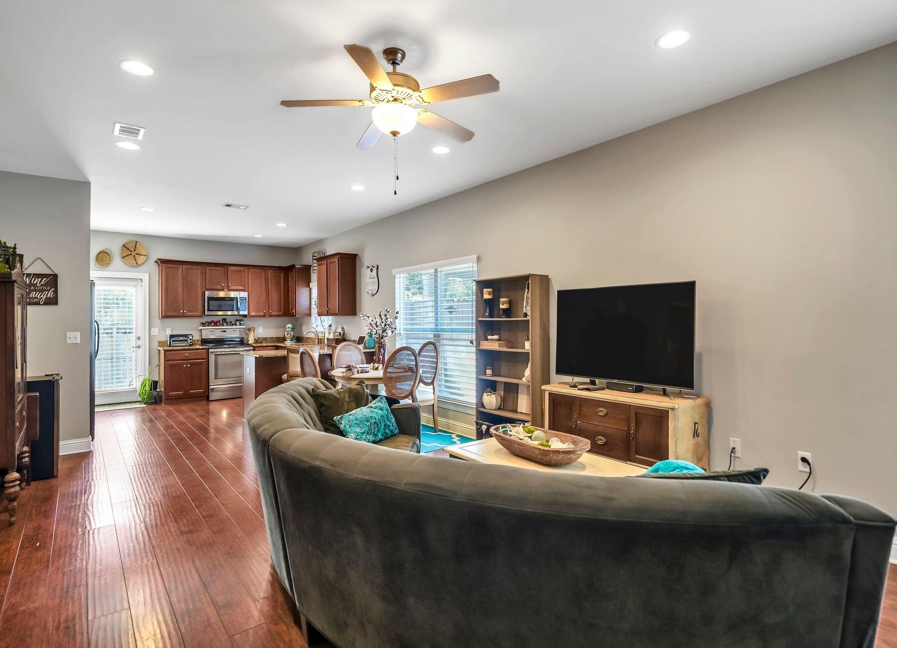 NICEVILLE - Residential