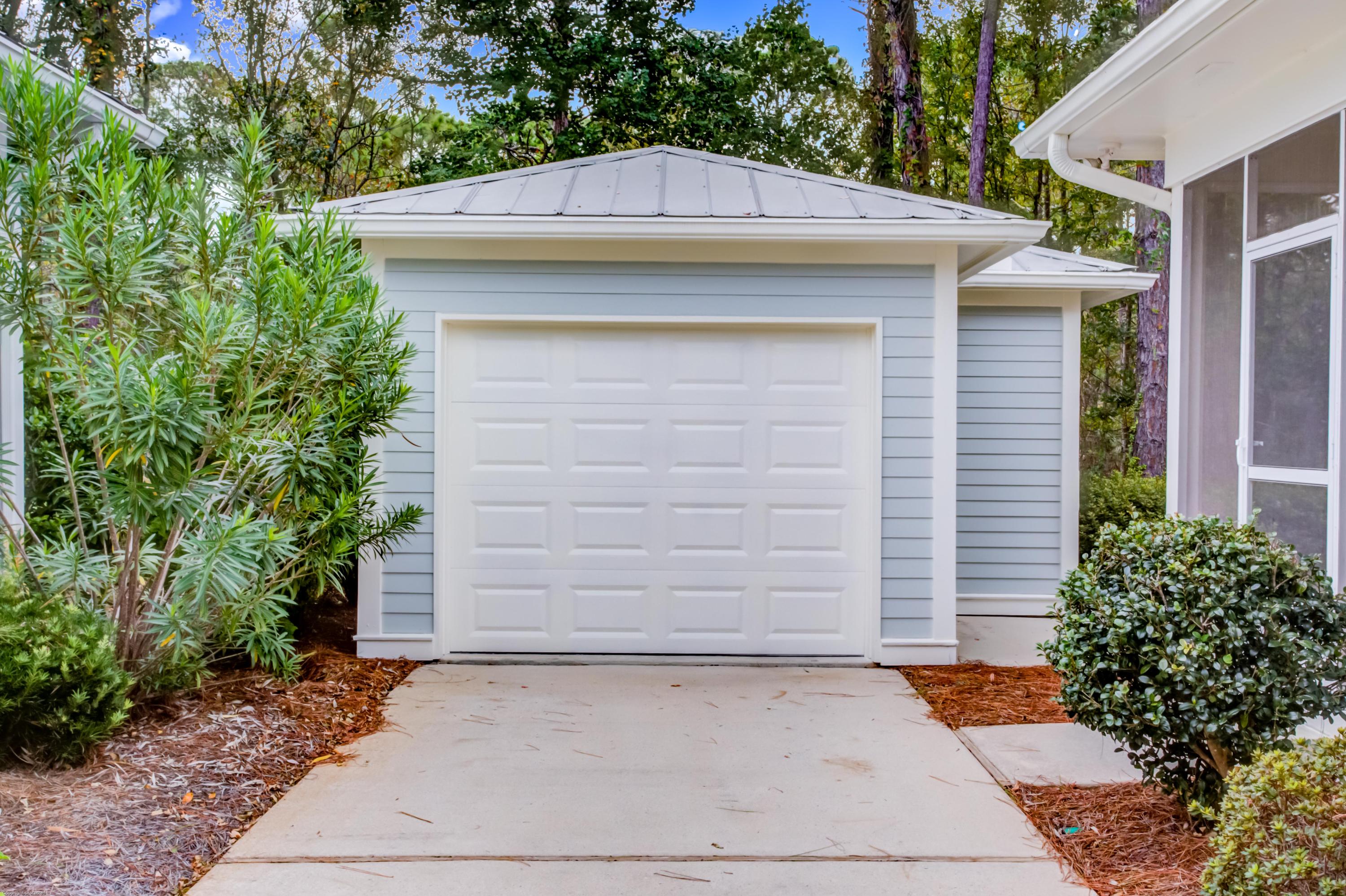 CRYSTAL LAKE AT SANDESTIN - Residential