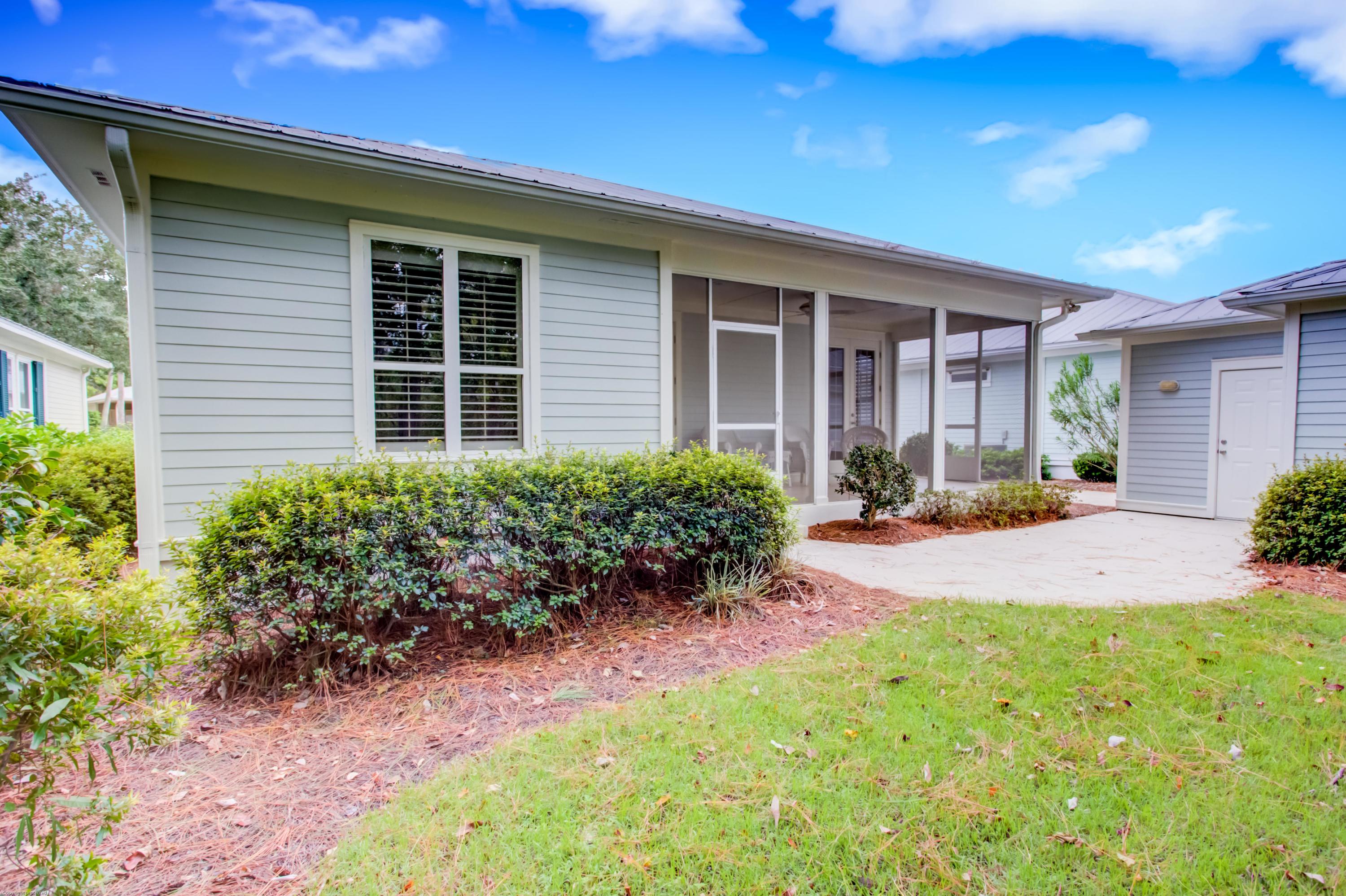 CRYSTAL LAKE AT SANDESTIN - Residential