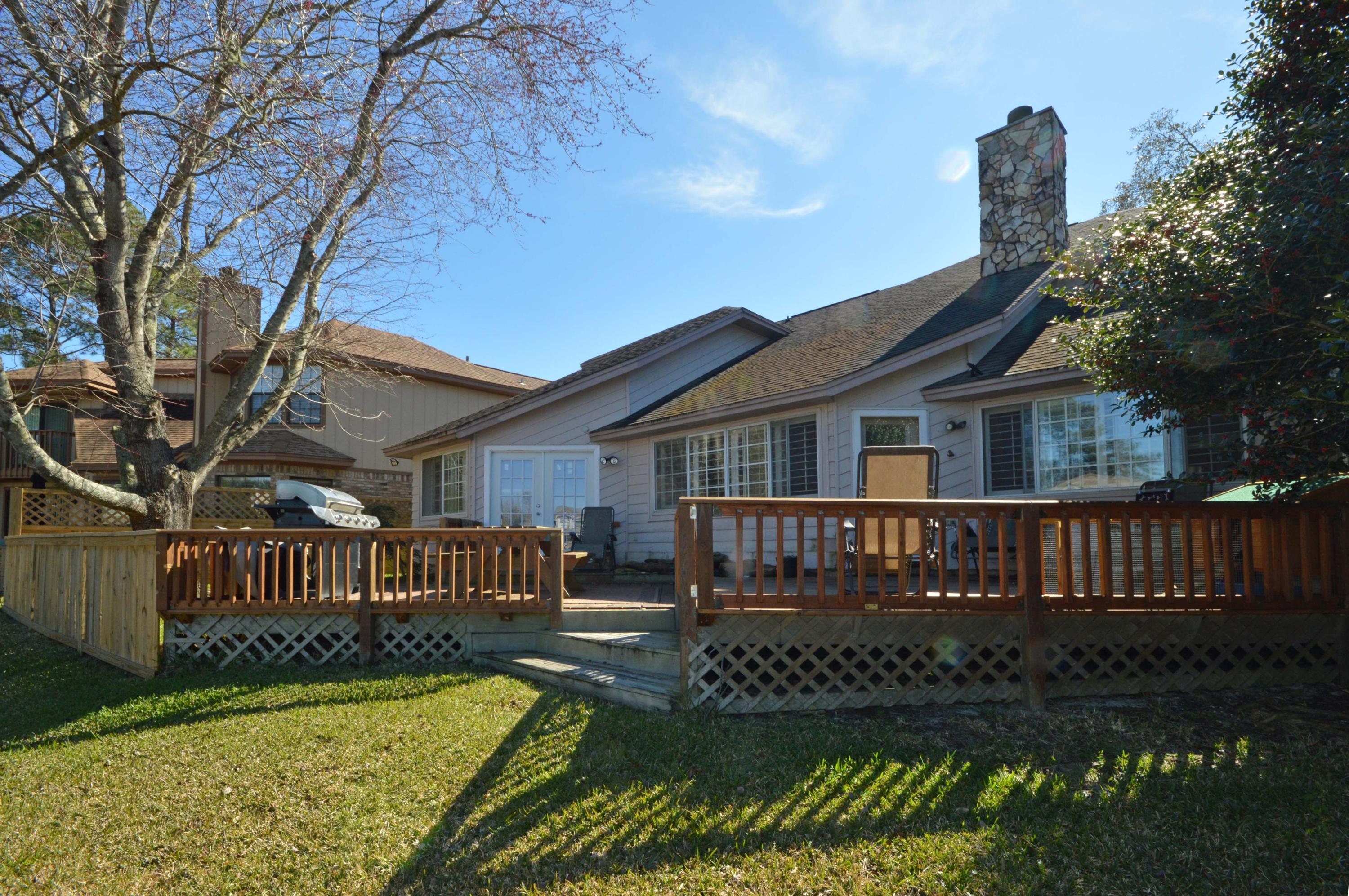 CROSSWINDS 1ST ADDN - Residential