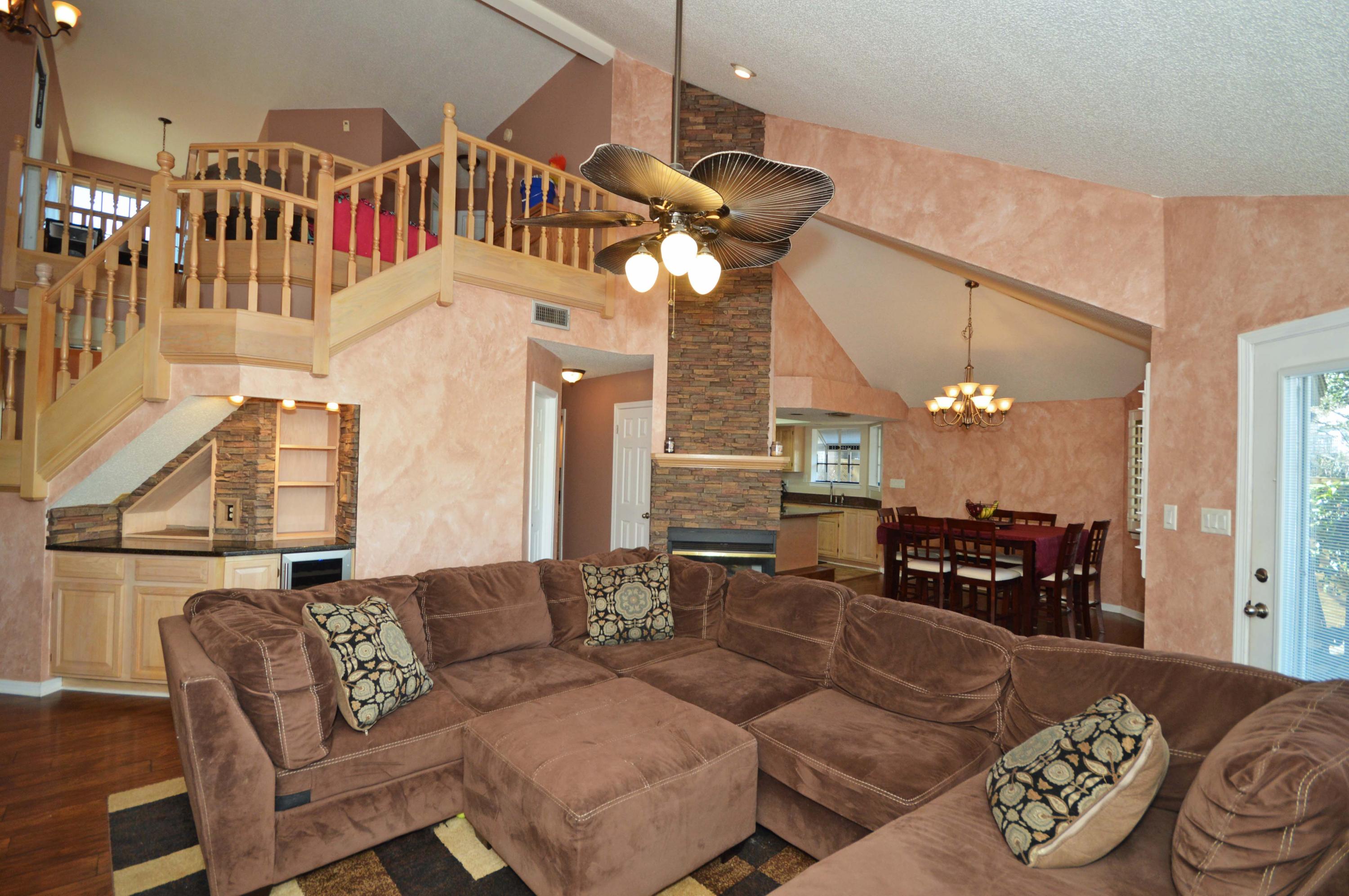 CROSSWINDS 1ST ADDN - Residential