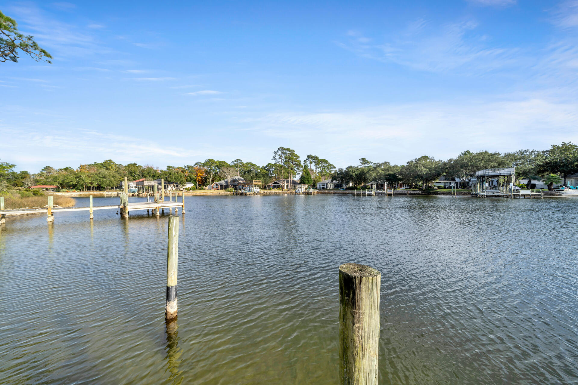 VALPARAISO PINECREST 6 - Residential