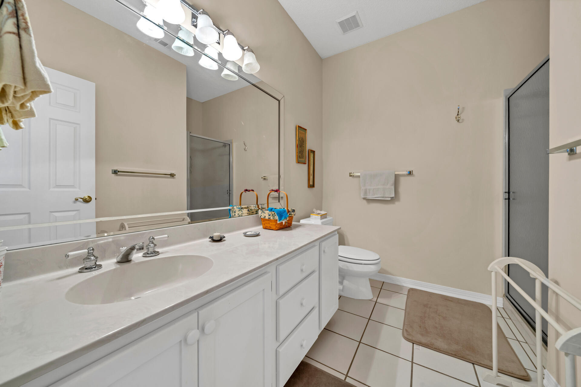 VALPARAISO PINECREST 6 - Residential