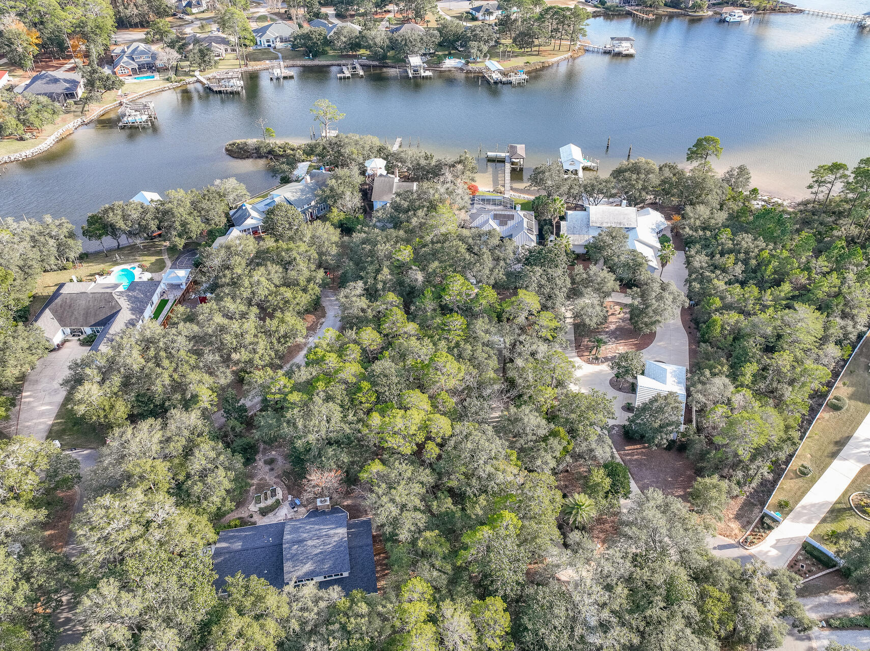 VALPARAISO PINECREST 6 - Residential