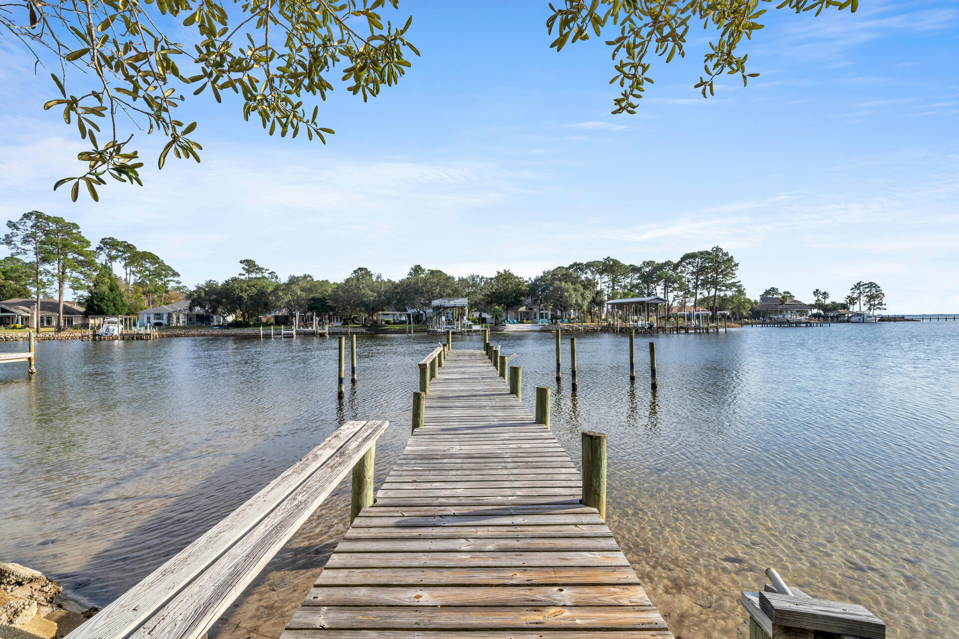 VALPARAISO PINECREST 6 - Residential