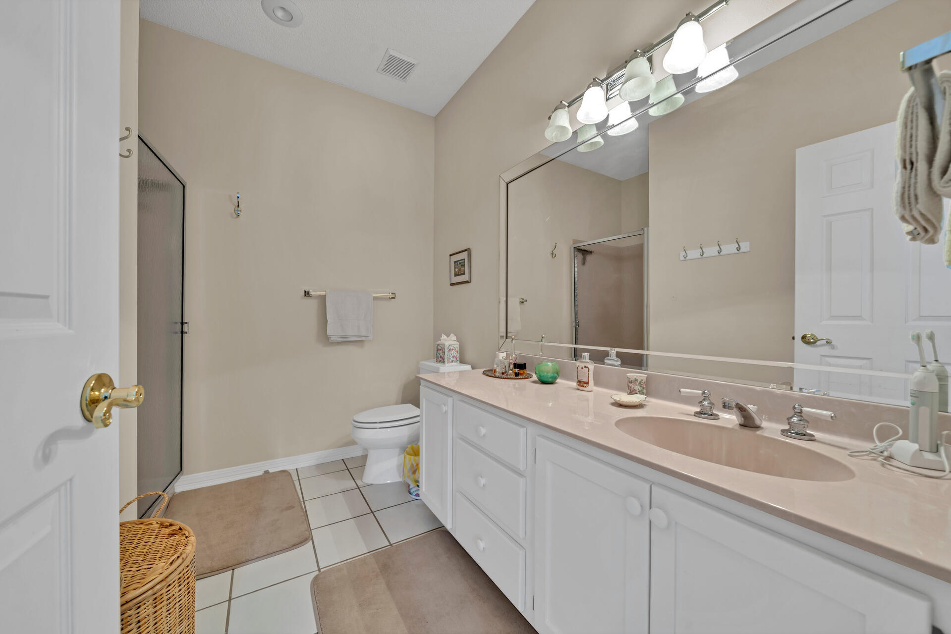 VALPARAISO PINECREST 6 - Residential