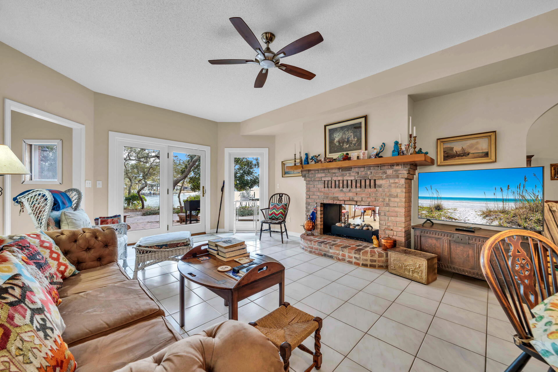 VALPARAISO PINECREST 6 - Residential