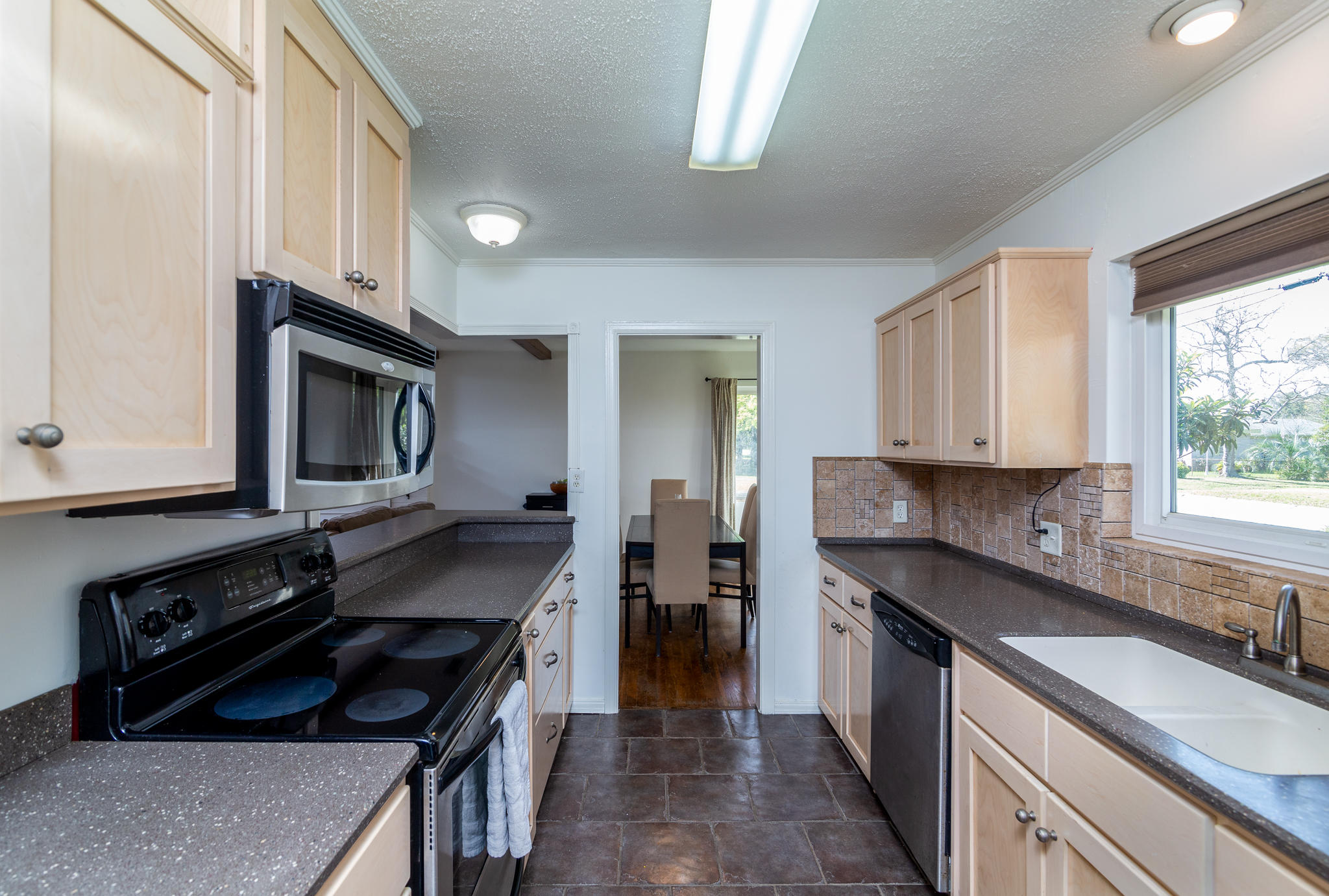 LAKEVIEW - Residential