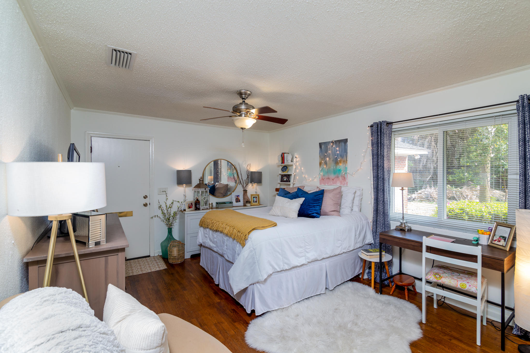 LAKEVIEW - Residential