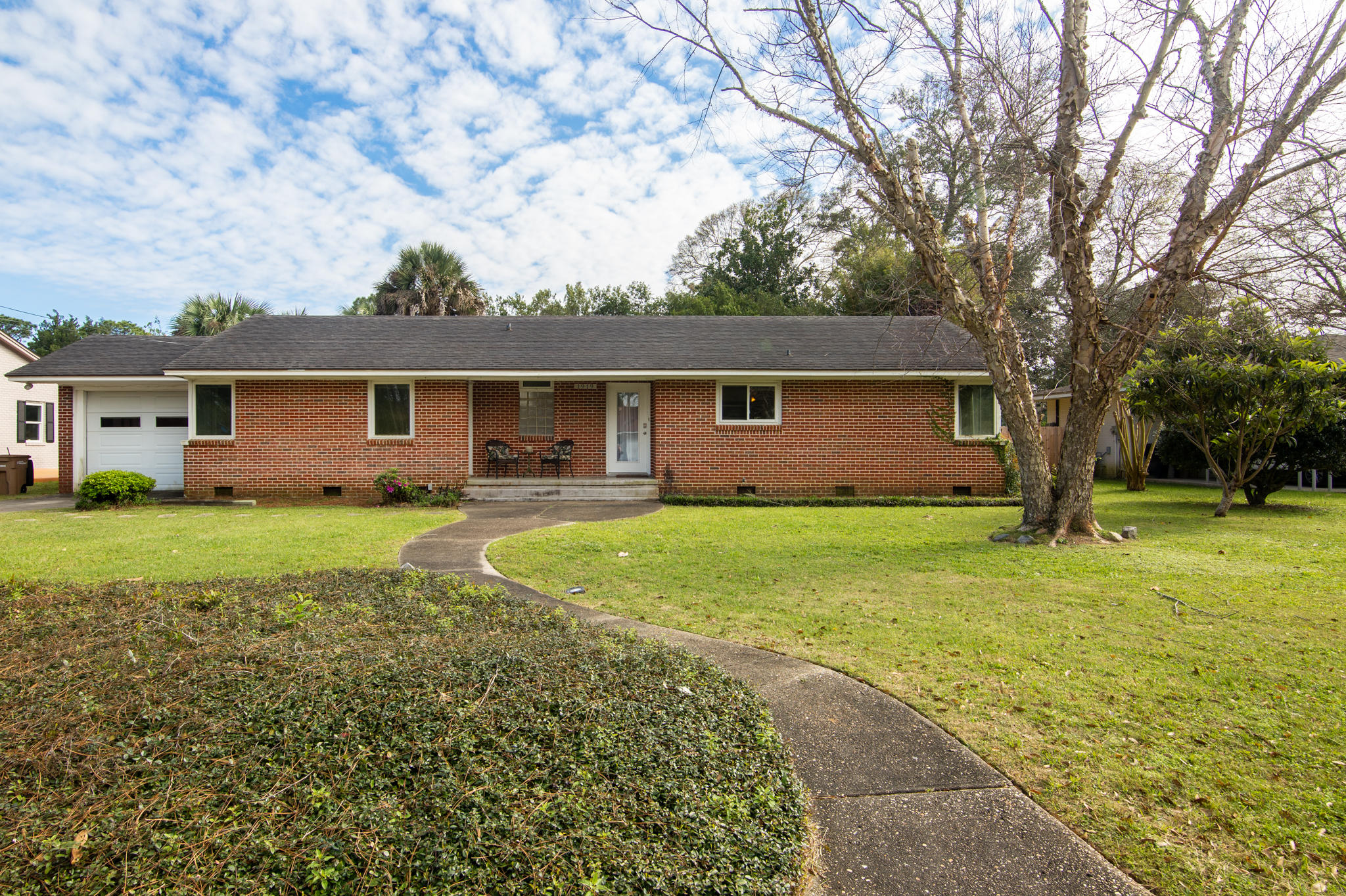 LAKEVIEW - Residential