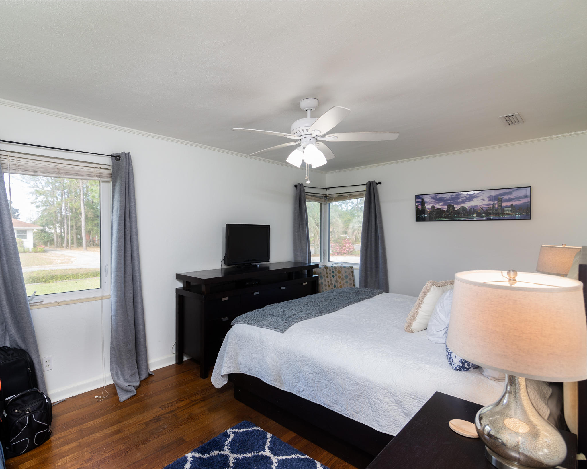 LAKEVIEW - Residential