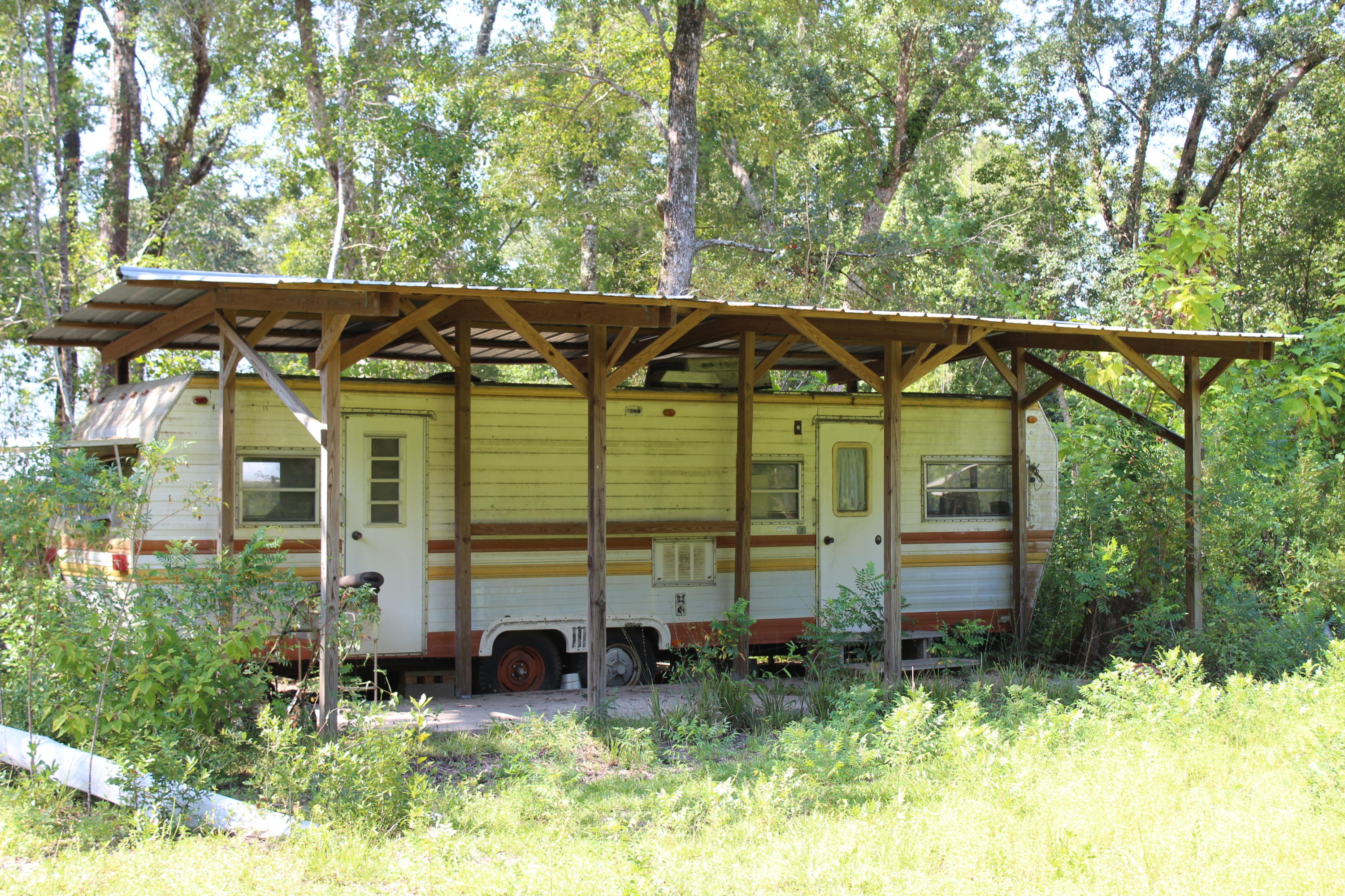 ROOKS BLUFF UNREC - Residential