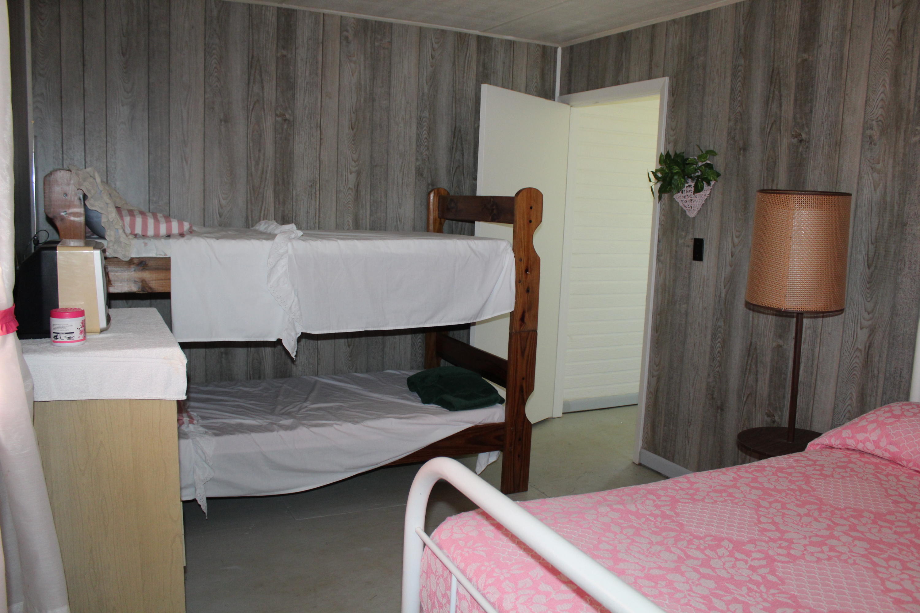 ROOKS BLUFF UNREC - Residential