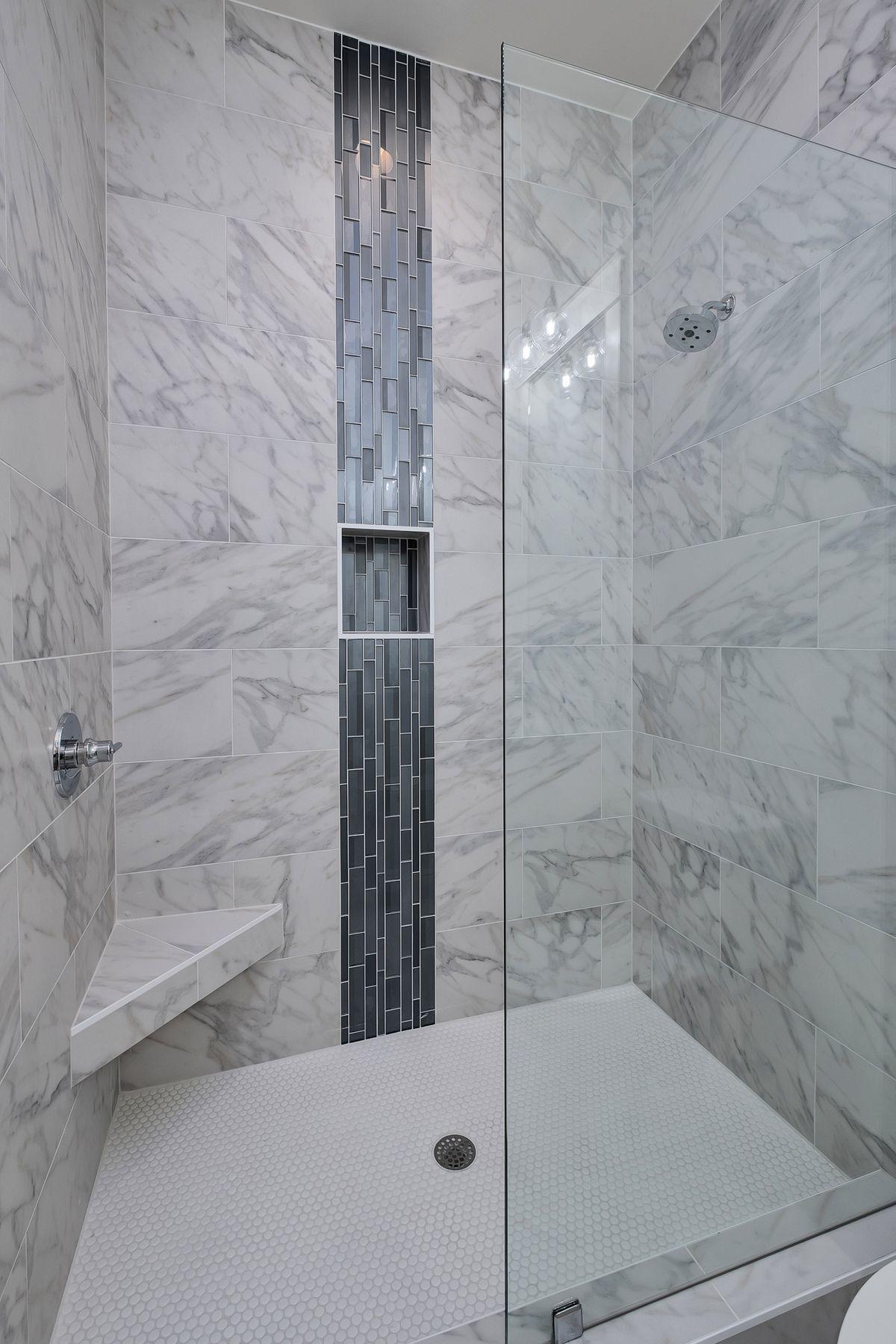 TREETOP VILLAGE - Residential