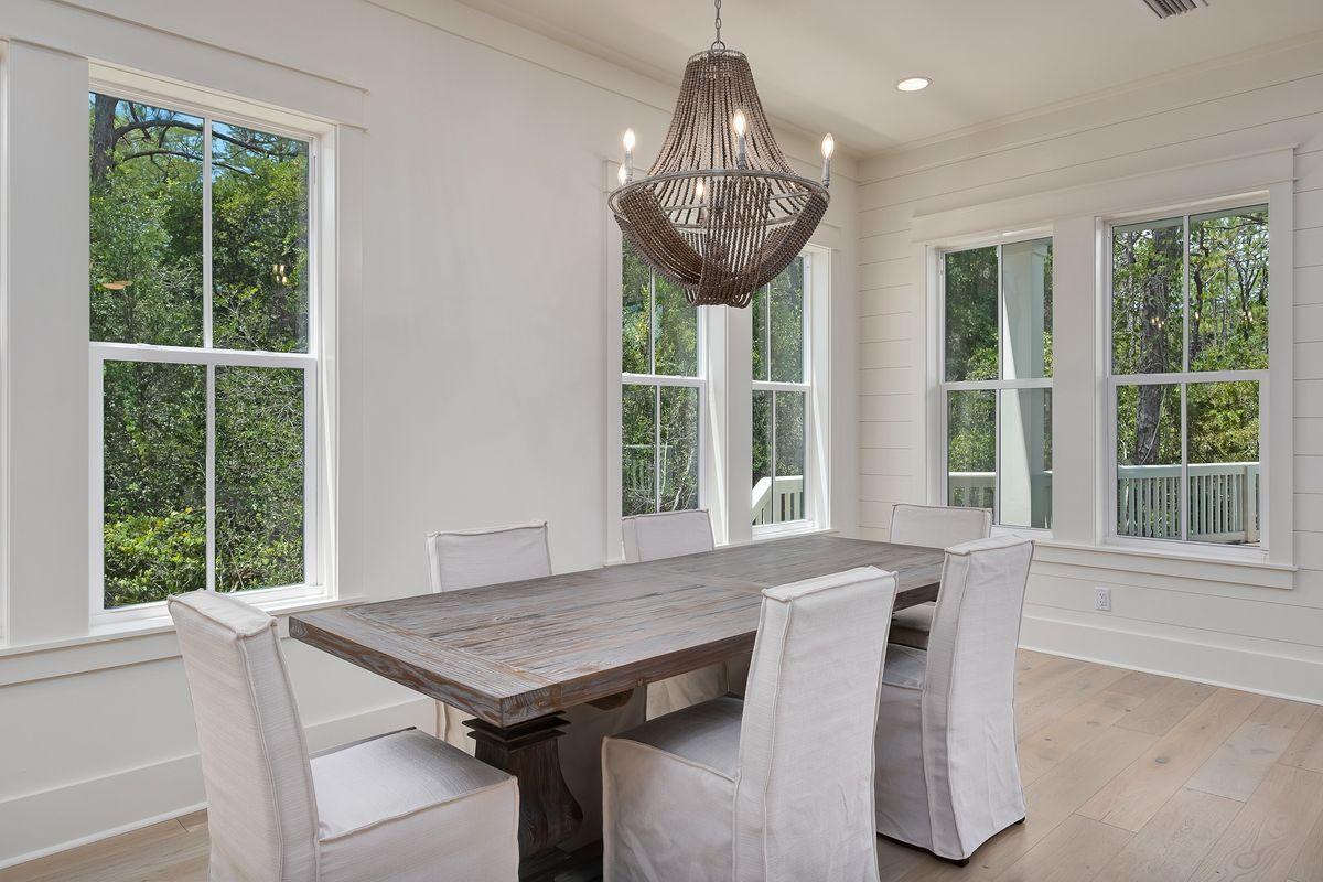 TREETOP VILLAGE - Residential