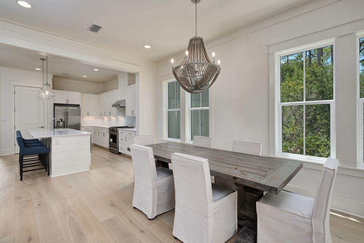 TREETOP VILLAGE - Residential