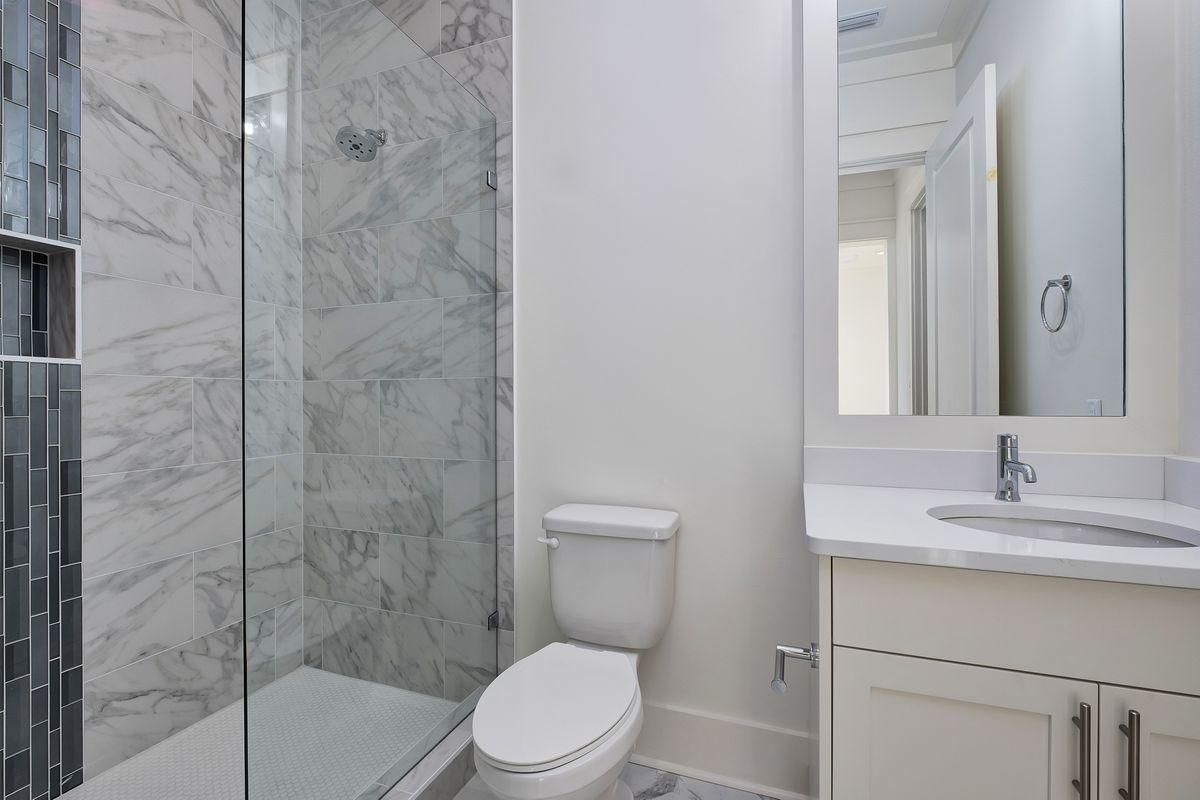 TREETOP VILLAGE - Residential