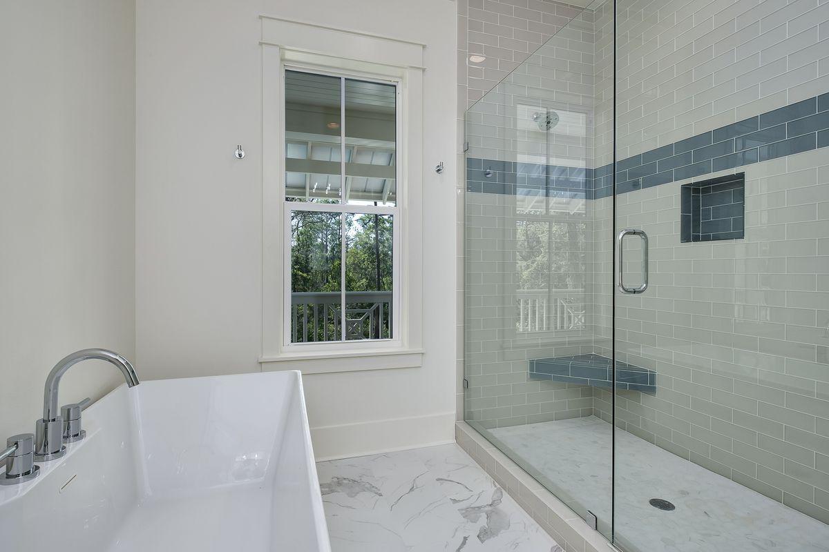 TREETOP VILLAGE - Residential