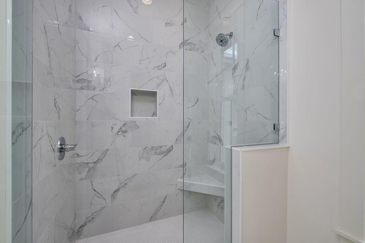 TREETOP VILLAGE - Residential