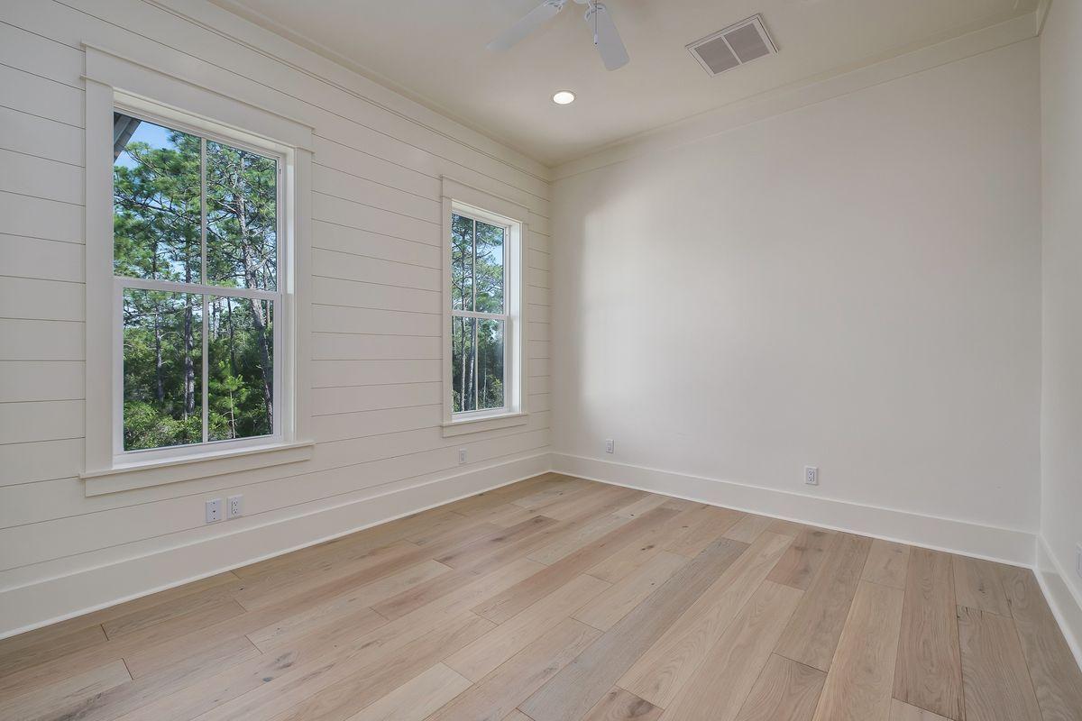 TREETOP VILLAGE - Residential